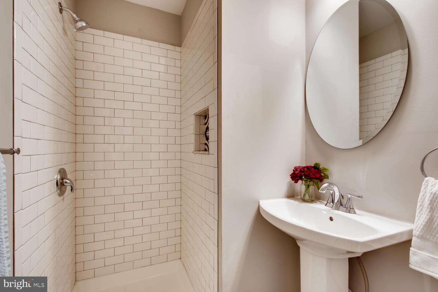 HAMPDEN HISTORIC DISTRICT - Residential