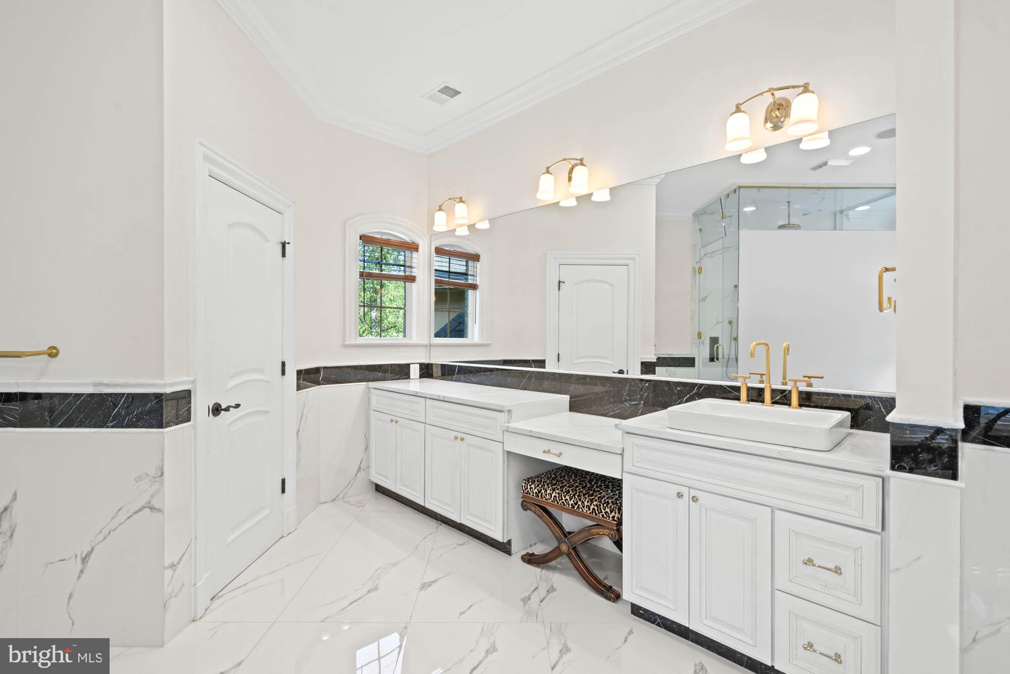 GREEN ACRES - Residential