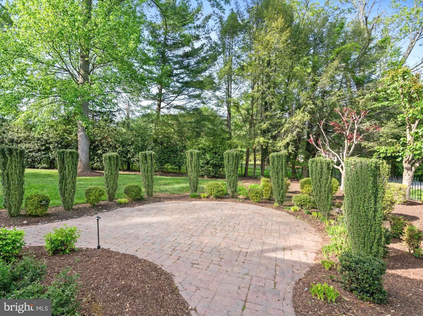 GREEN ACRES - Residential