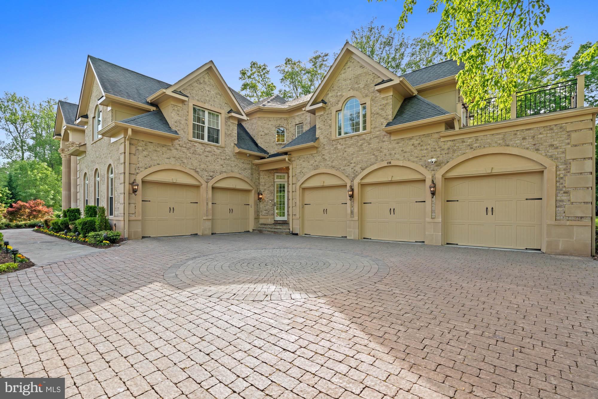 GREEN ACRES - Residential