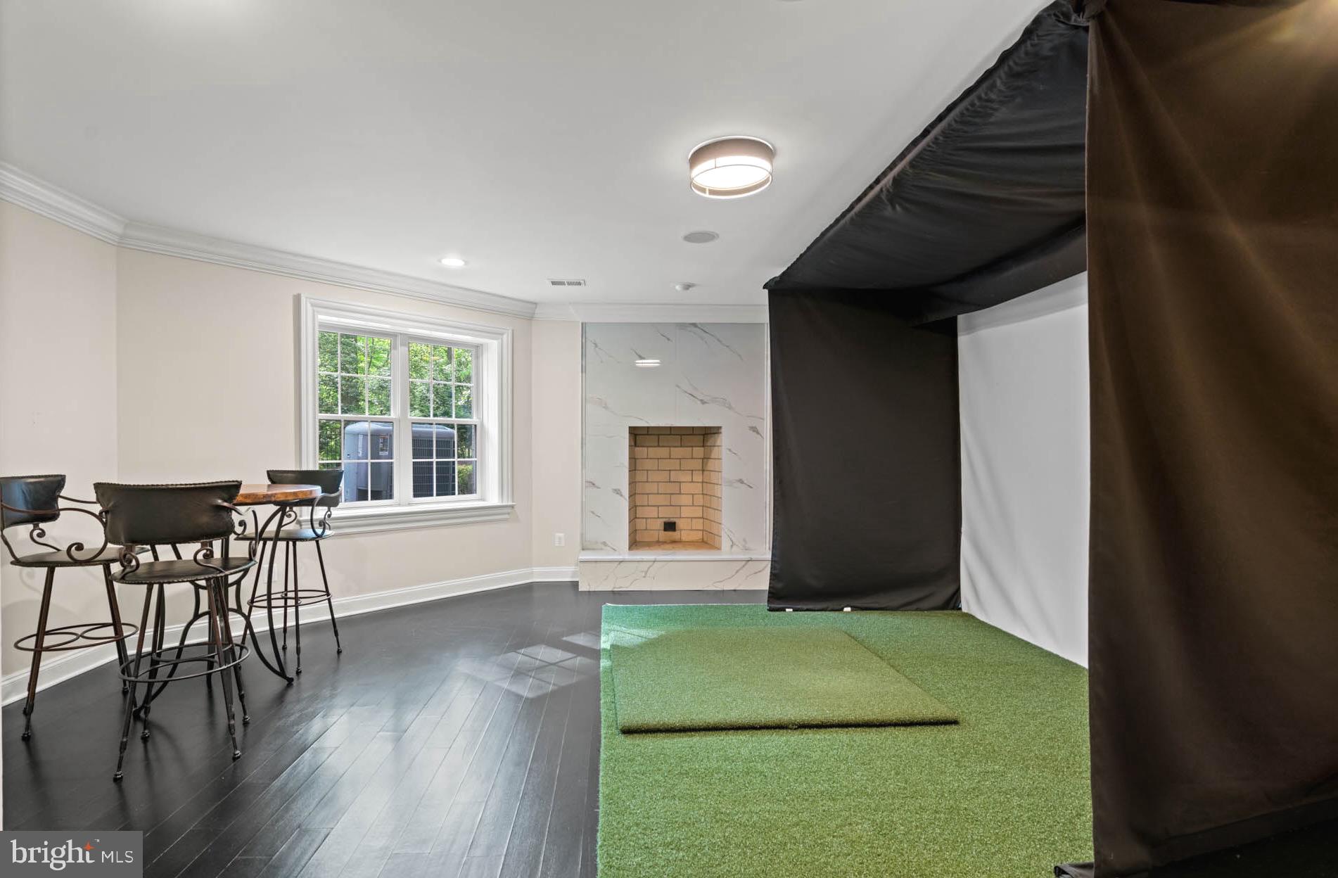 GREEN ACRES - Residential