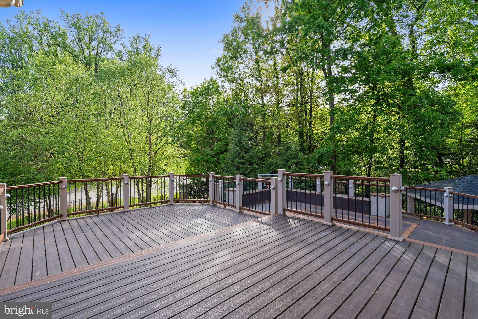 GREEN ACRES - Residential