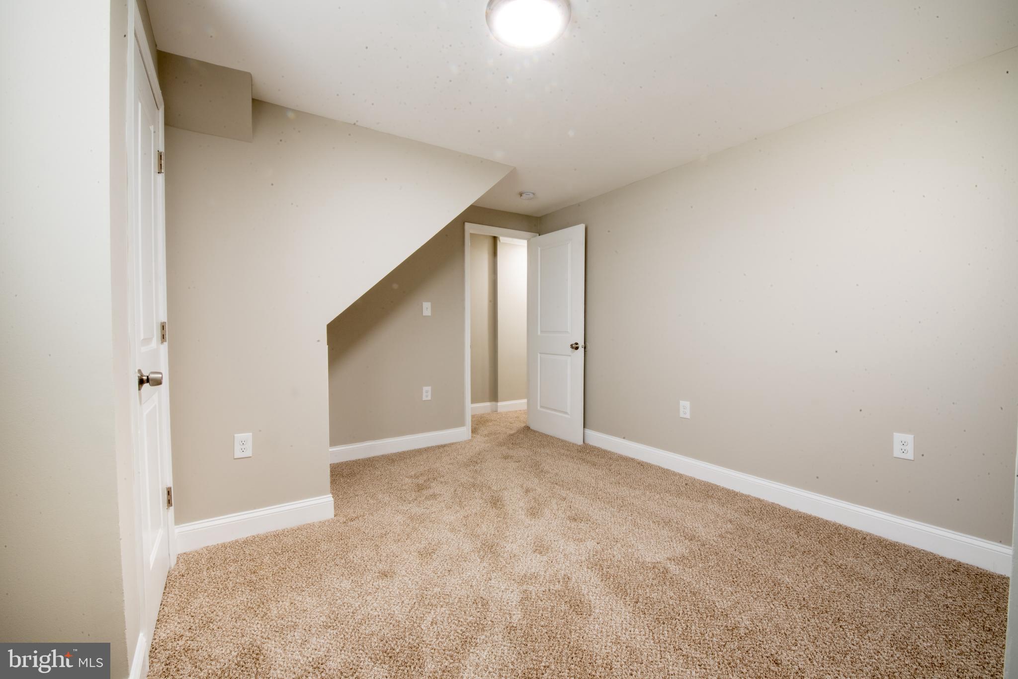 WEST SHORE - Residential