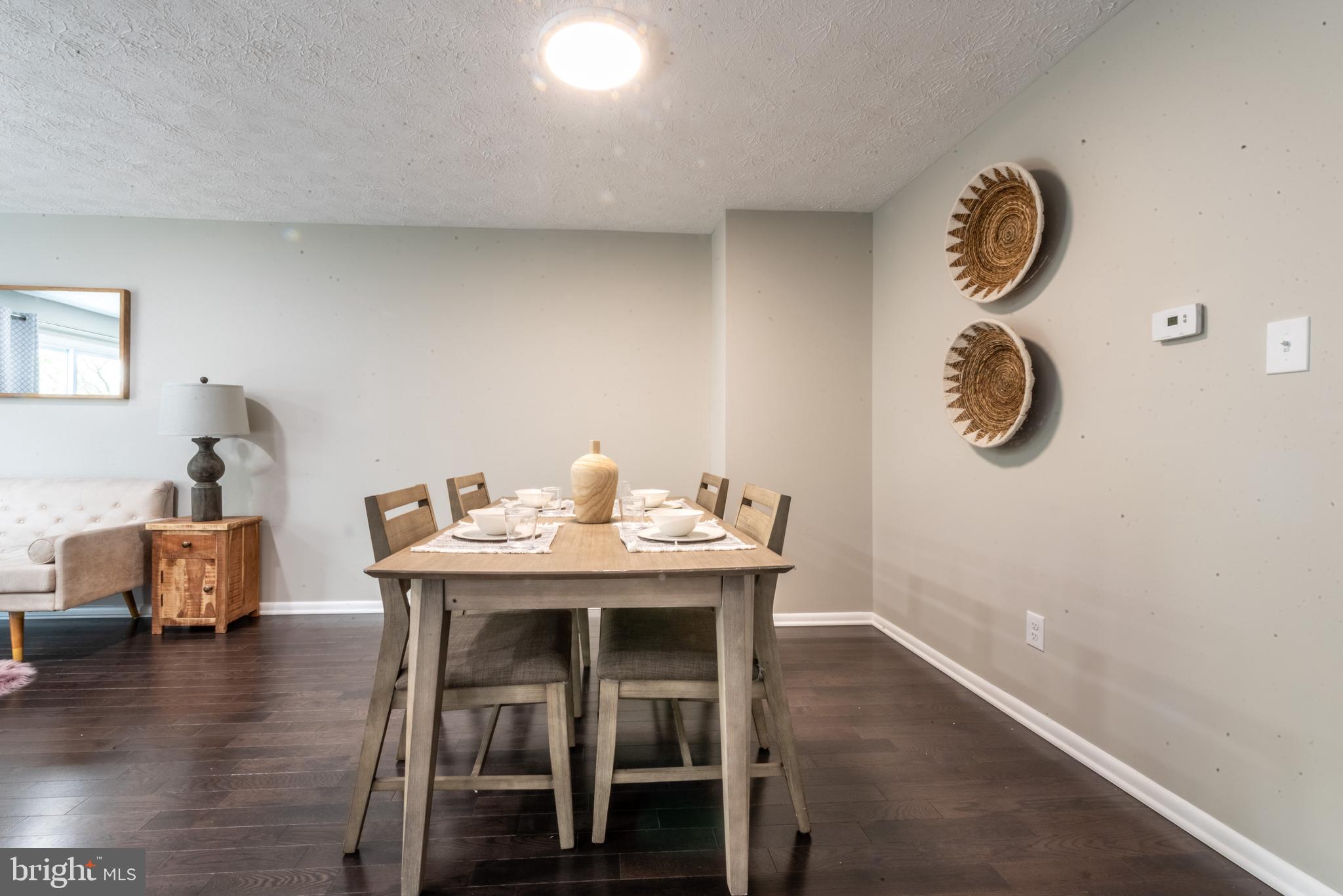 WEST SHORE - Residential