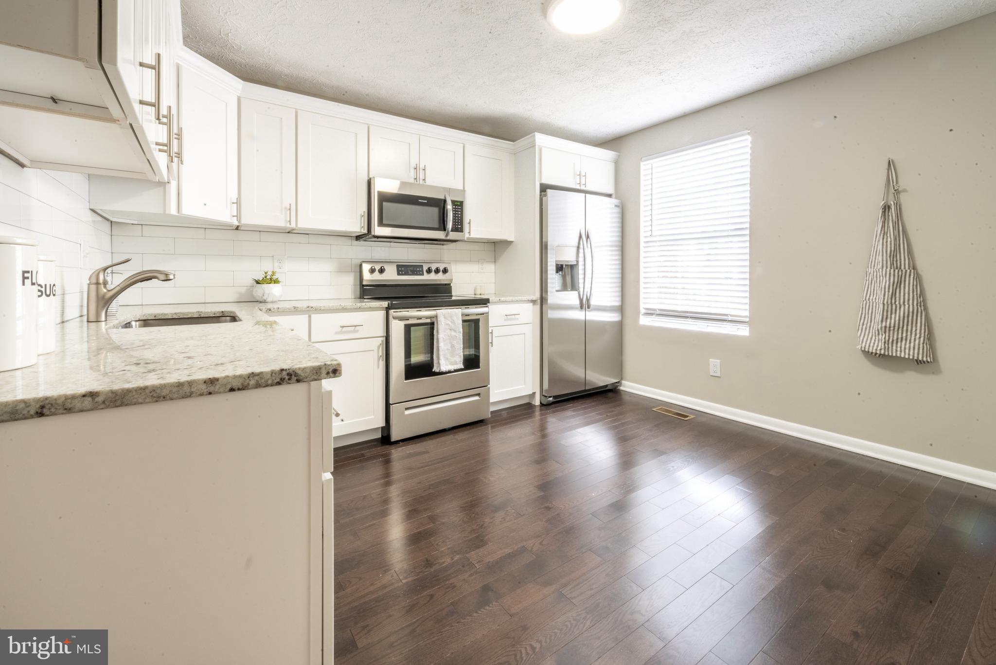 WEST SHORE - Residential