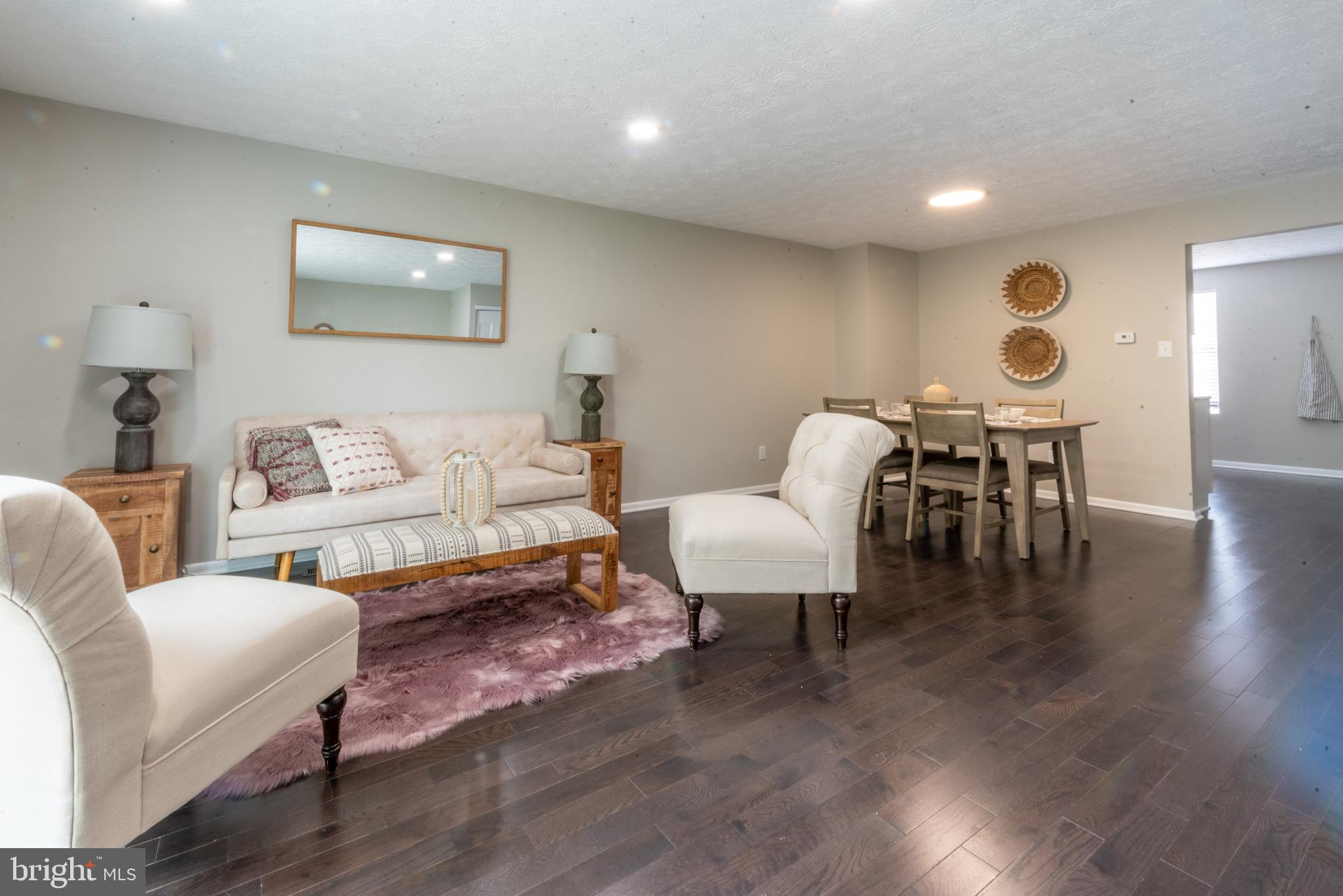 WEST SHORE - Residential