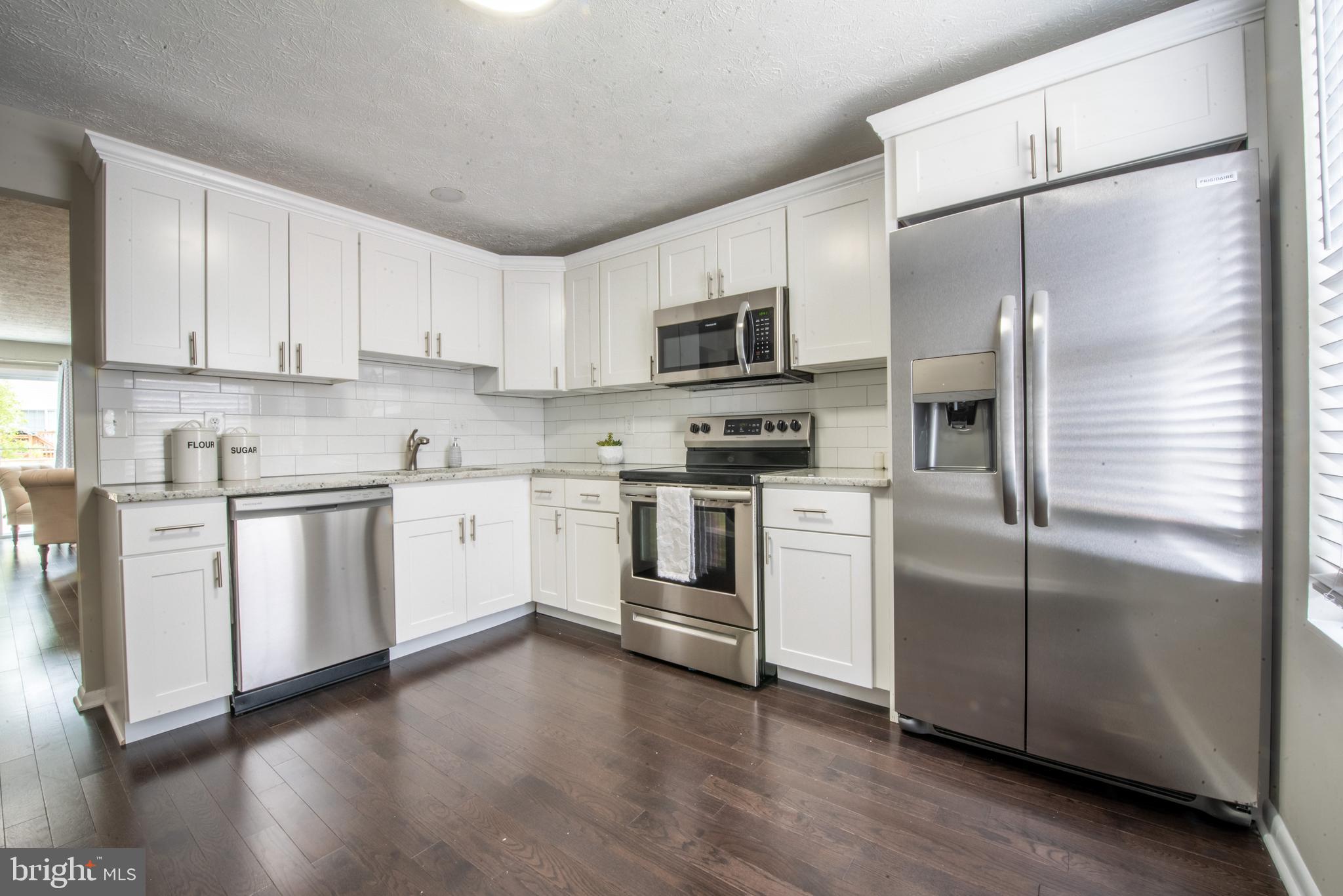 WEST SHORE - Residential