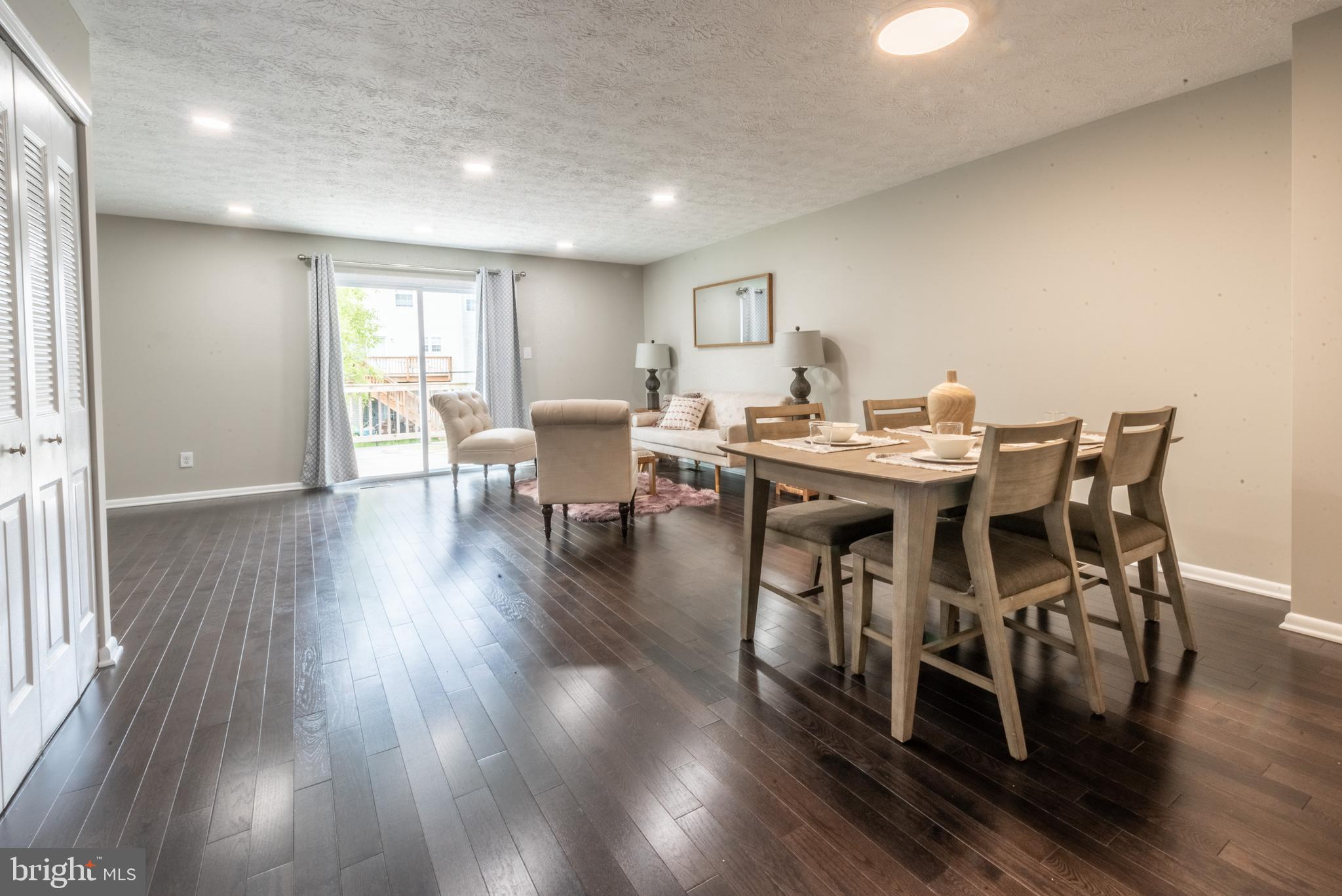 WEST SHORE - Residential