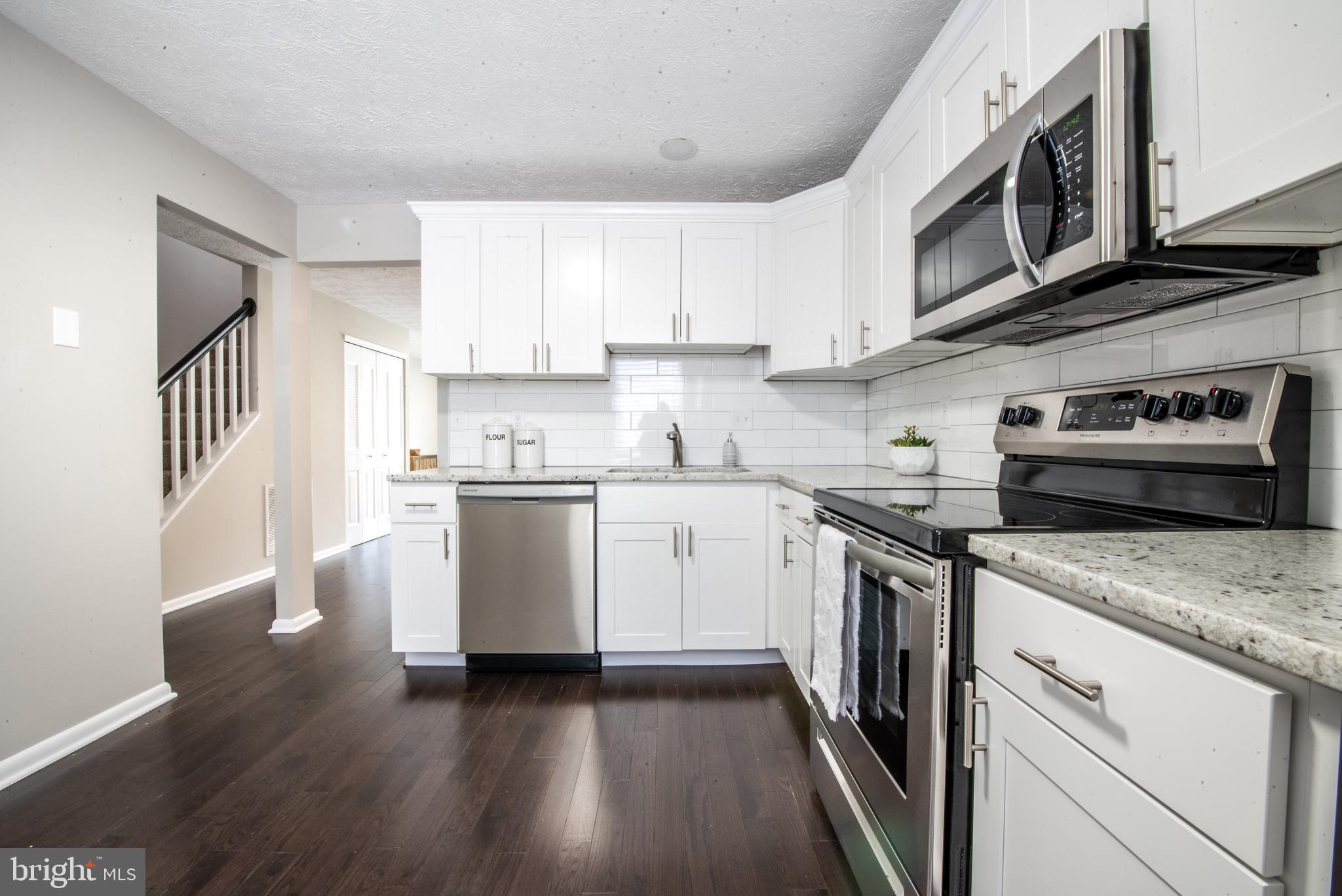 WEST SHORE - Residential