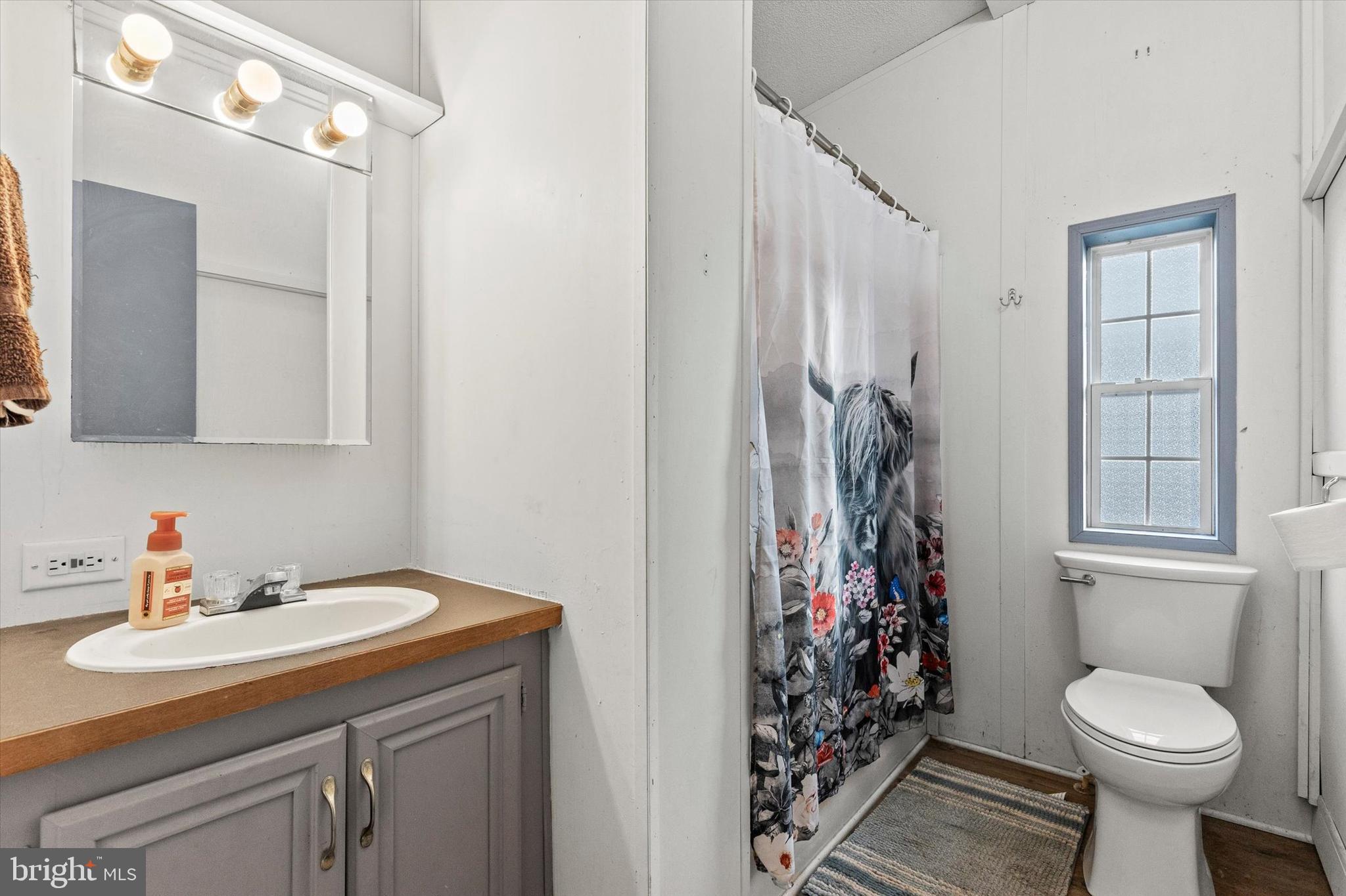 MIDLAND PARK - Residential