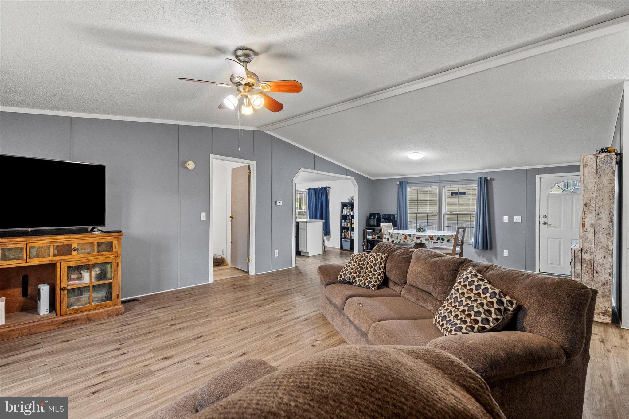 MIDLAND PARK - Residential