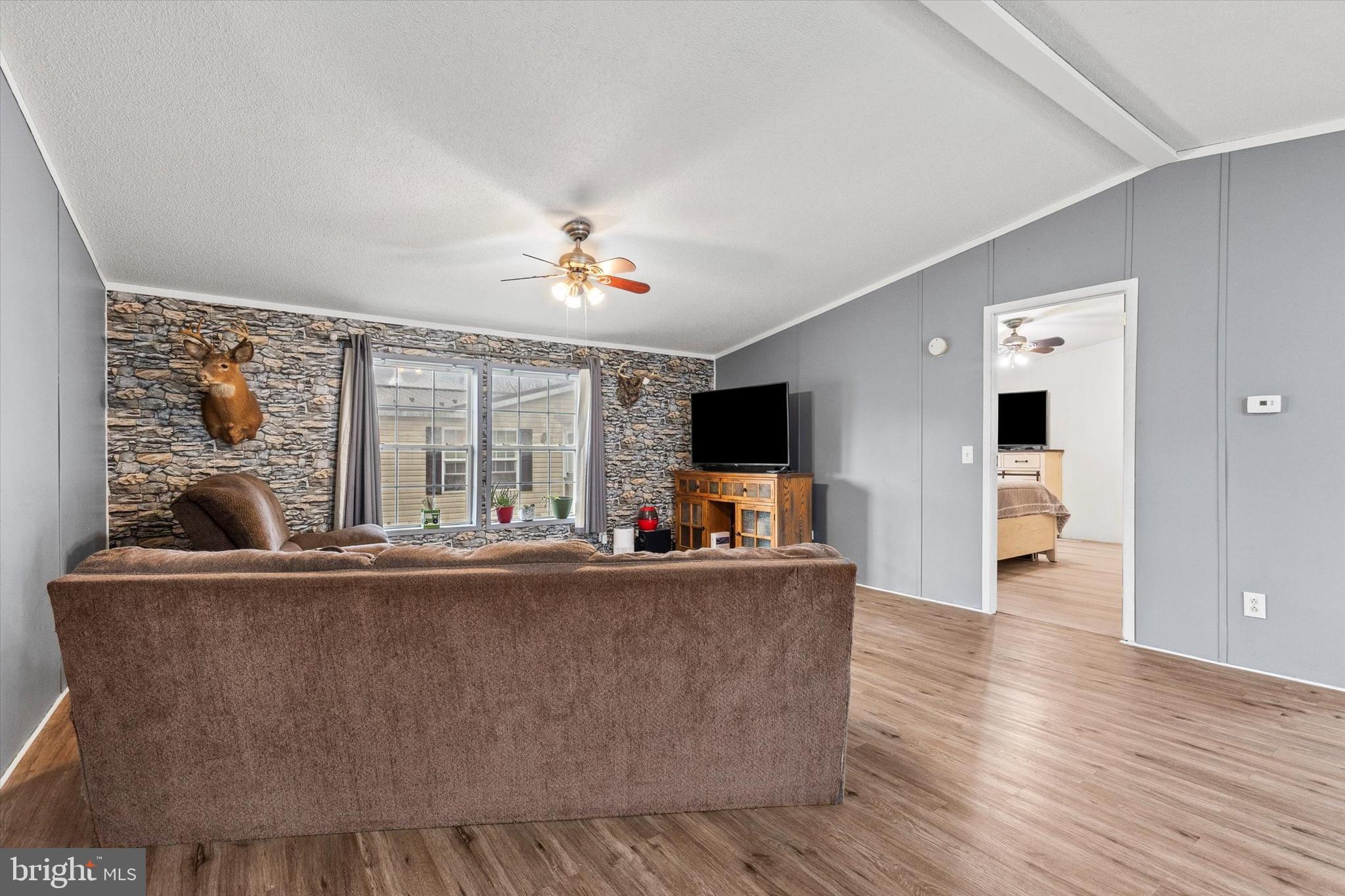 MIDLAND PARK - Residential