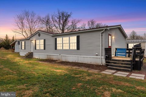 Homes For Sale - 14 Junction Road<br/> MILLERSBURG, PA 17061