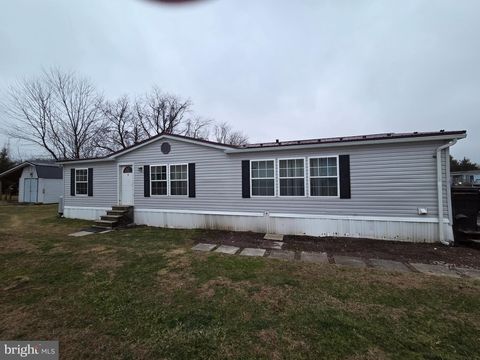 14 JUNCTION ROAD MILLERSBURG PA 17061