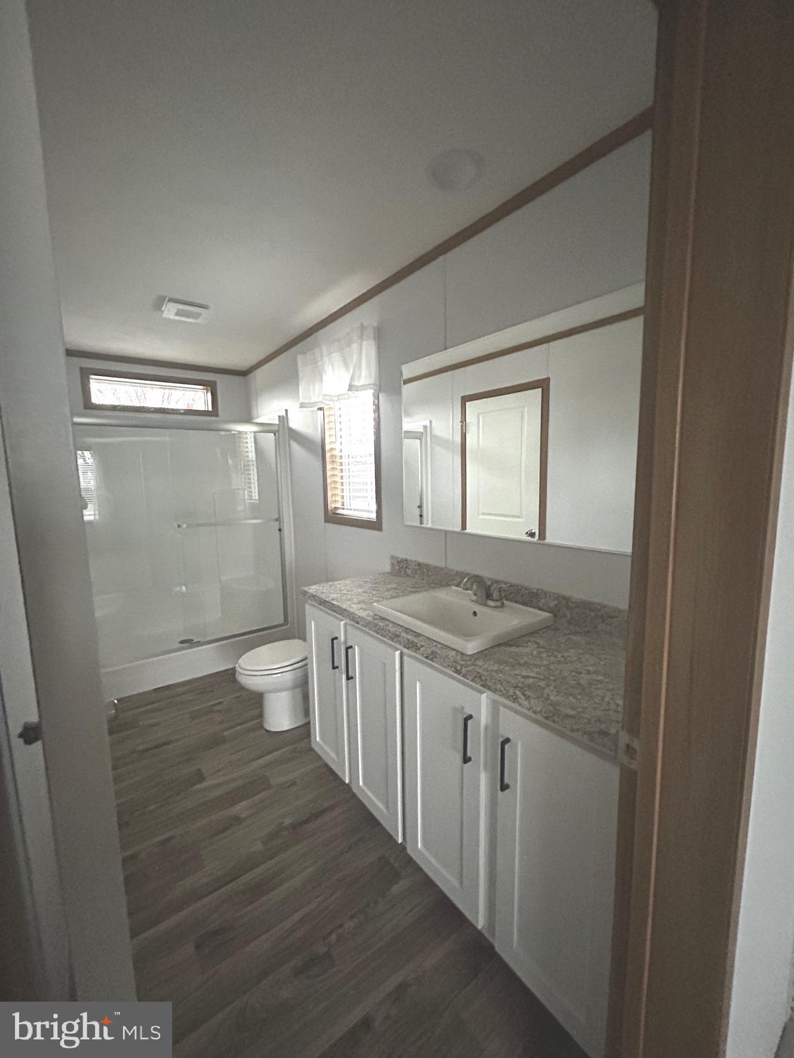 MIDDLE CREEK VILLAGE - Residential