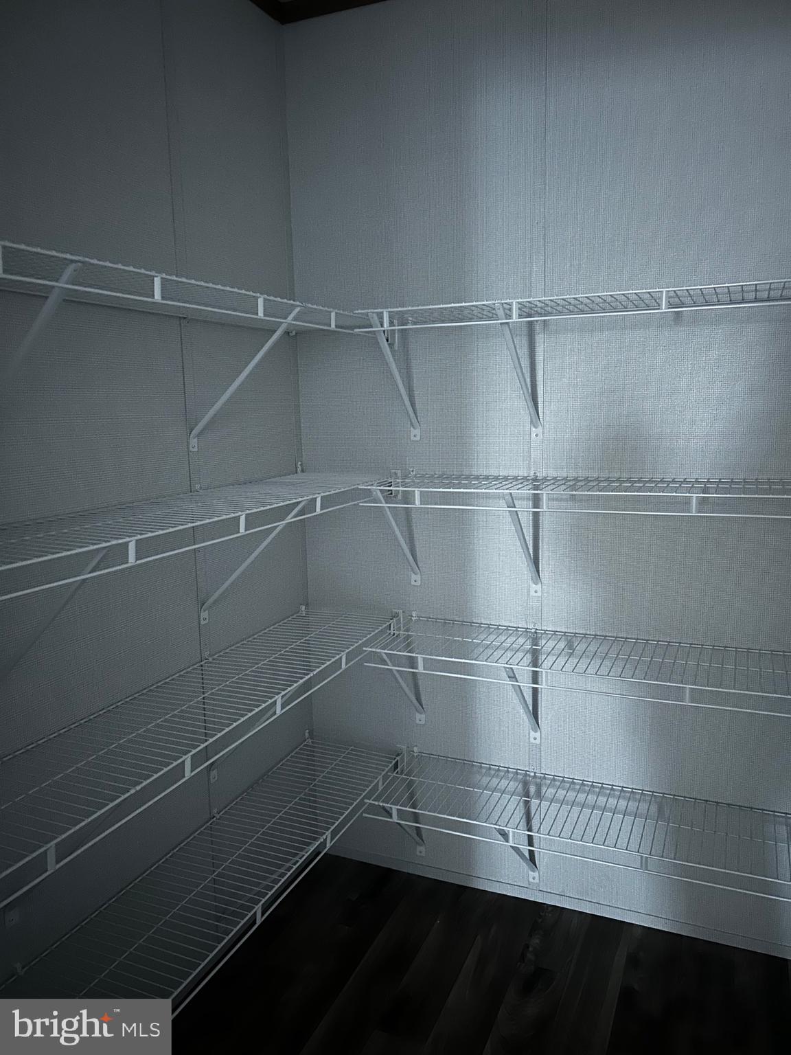 MIDDLE CREEK VILLAGE - Residential