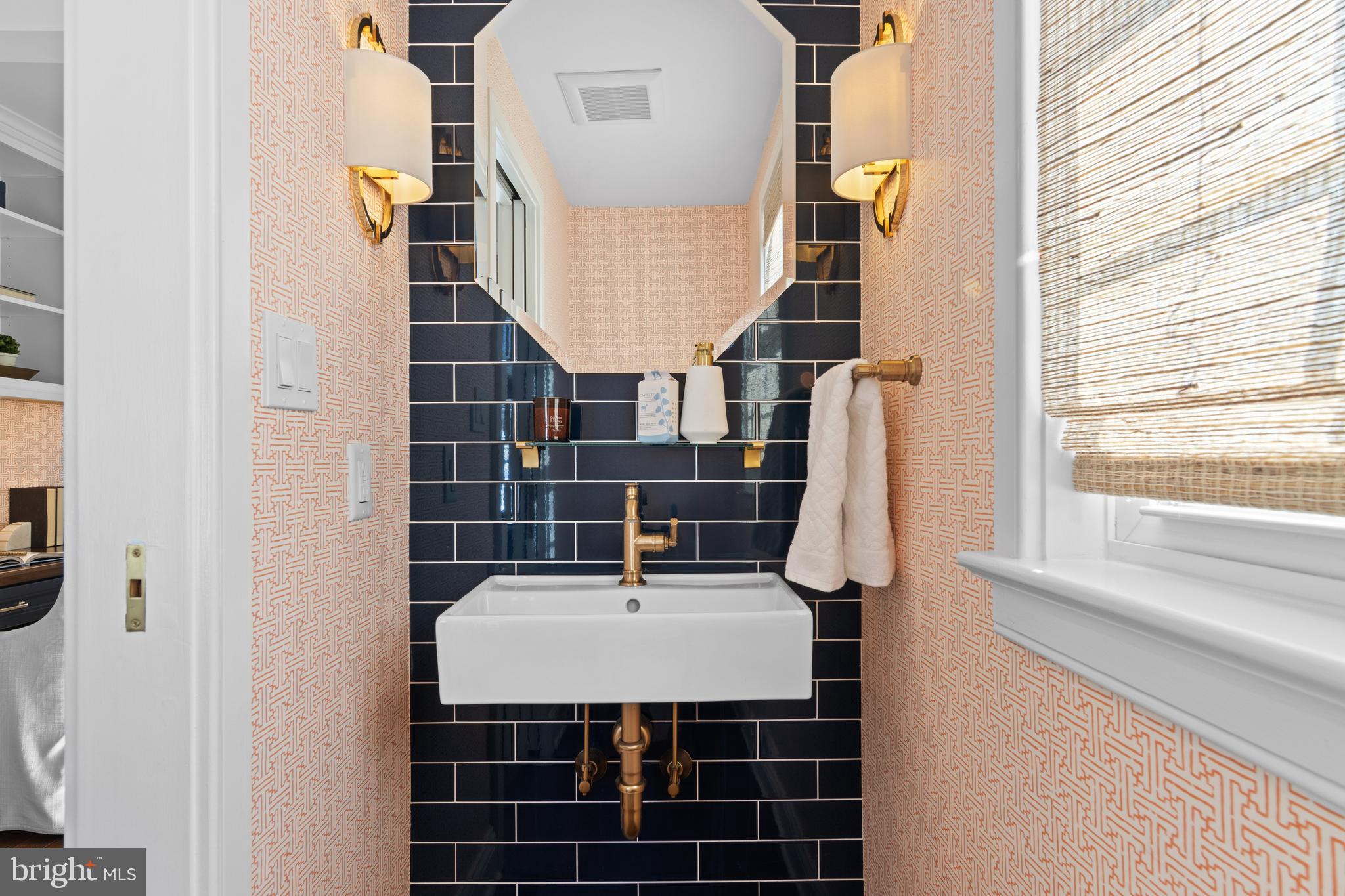 WEST WAYNE - Residential