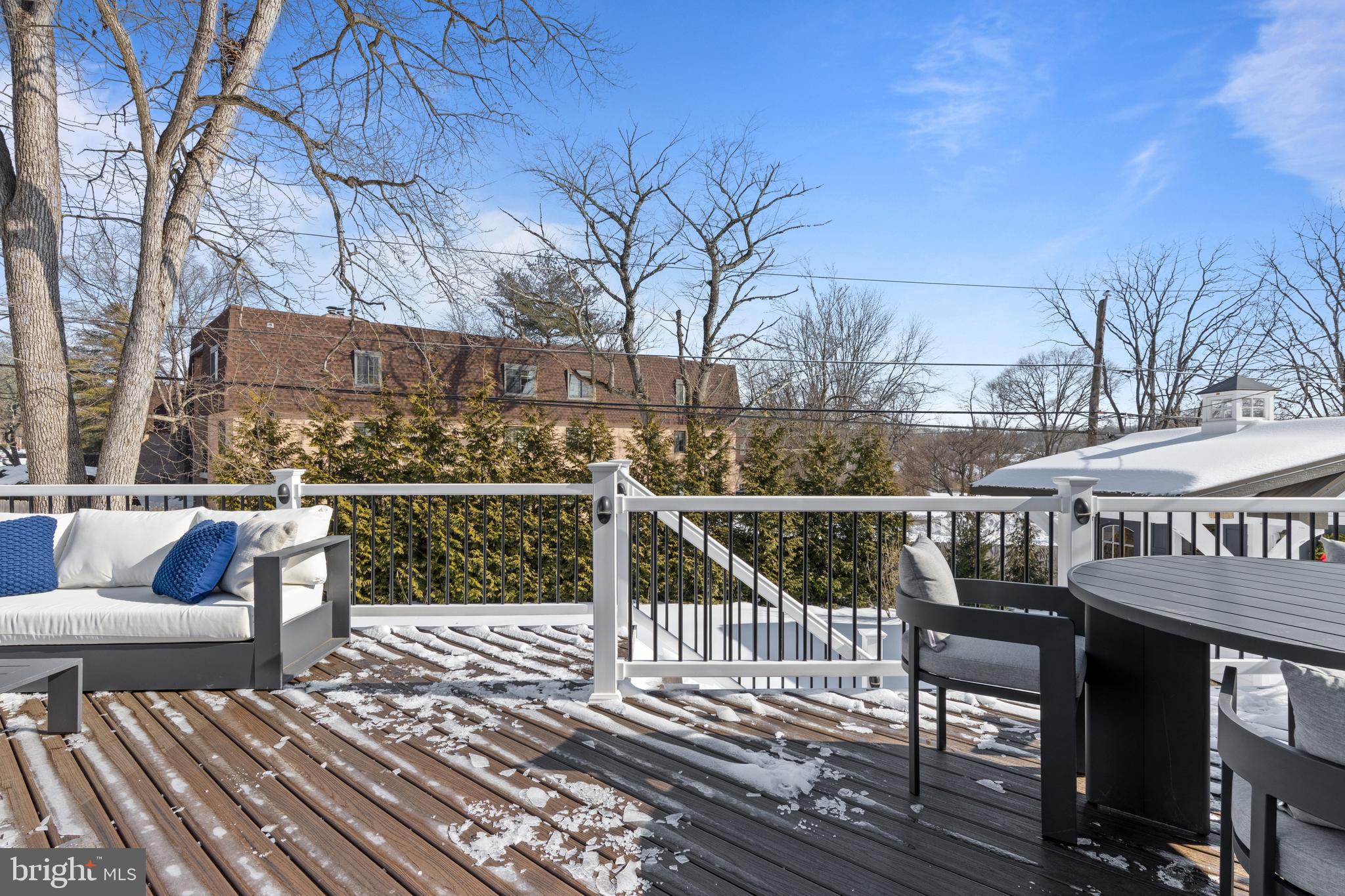 WEST WAYNE - Residential