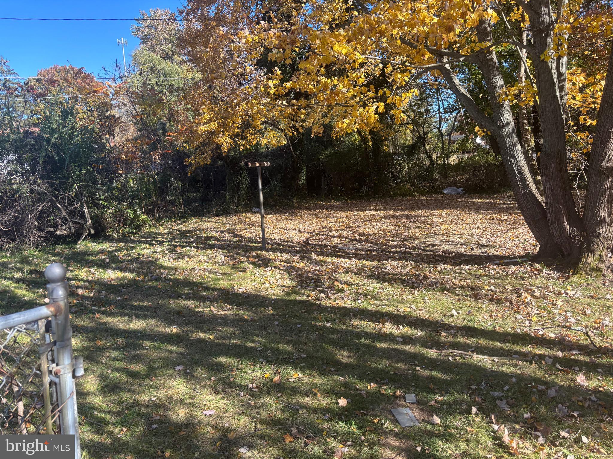 BONNIE BRAE MANOR - Residential