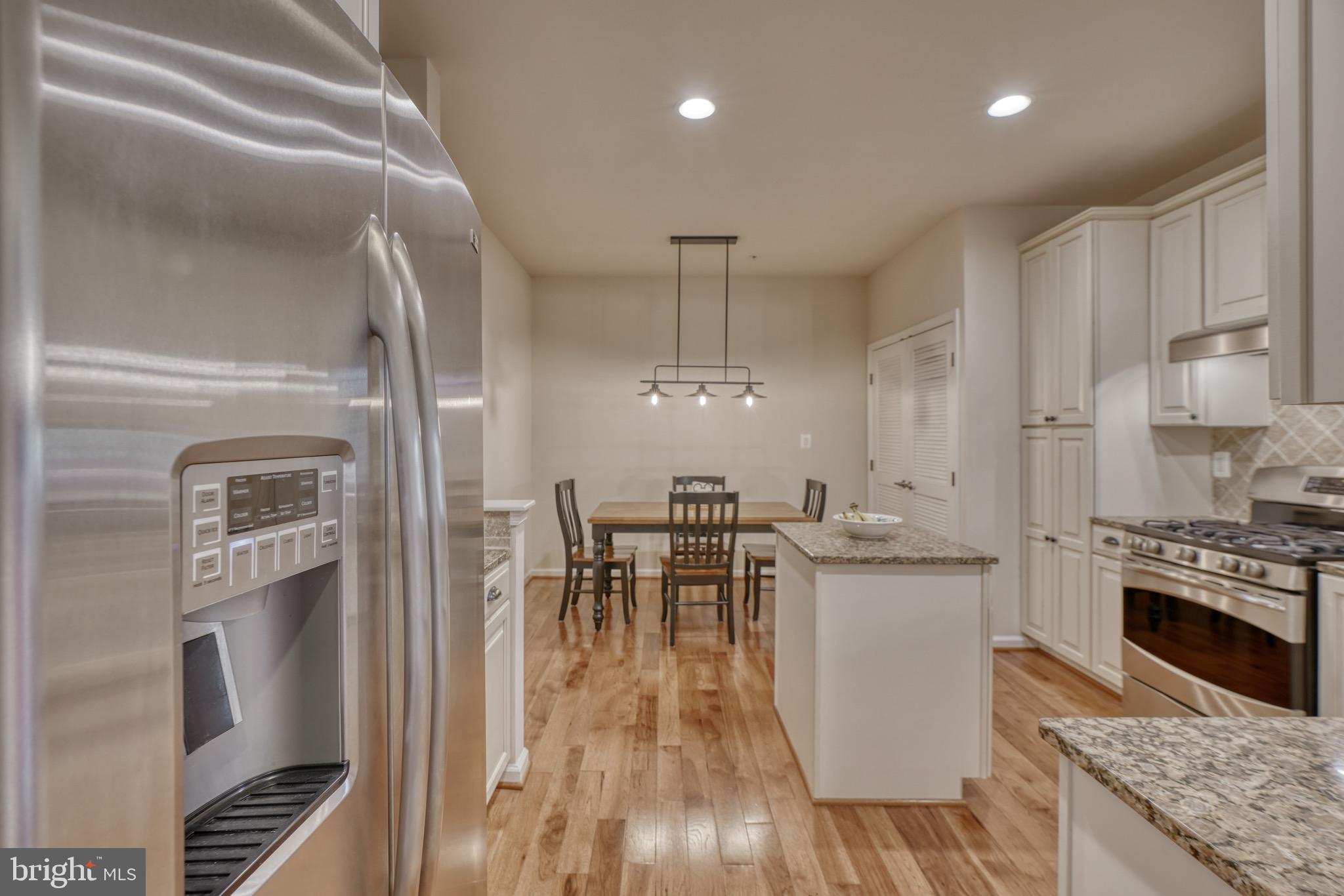 TAYLOR VILLAGE - Residential