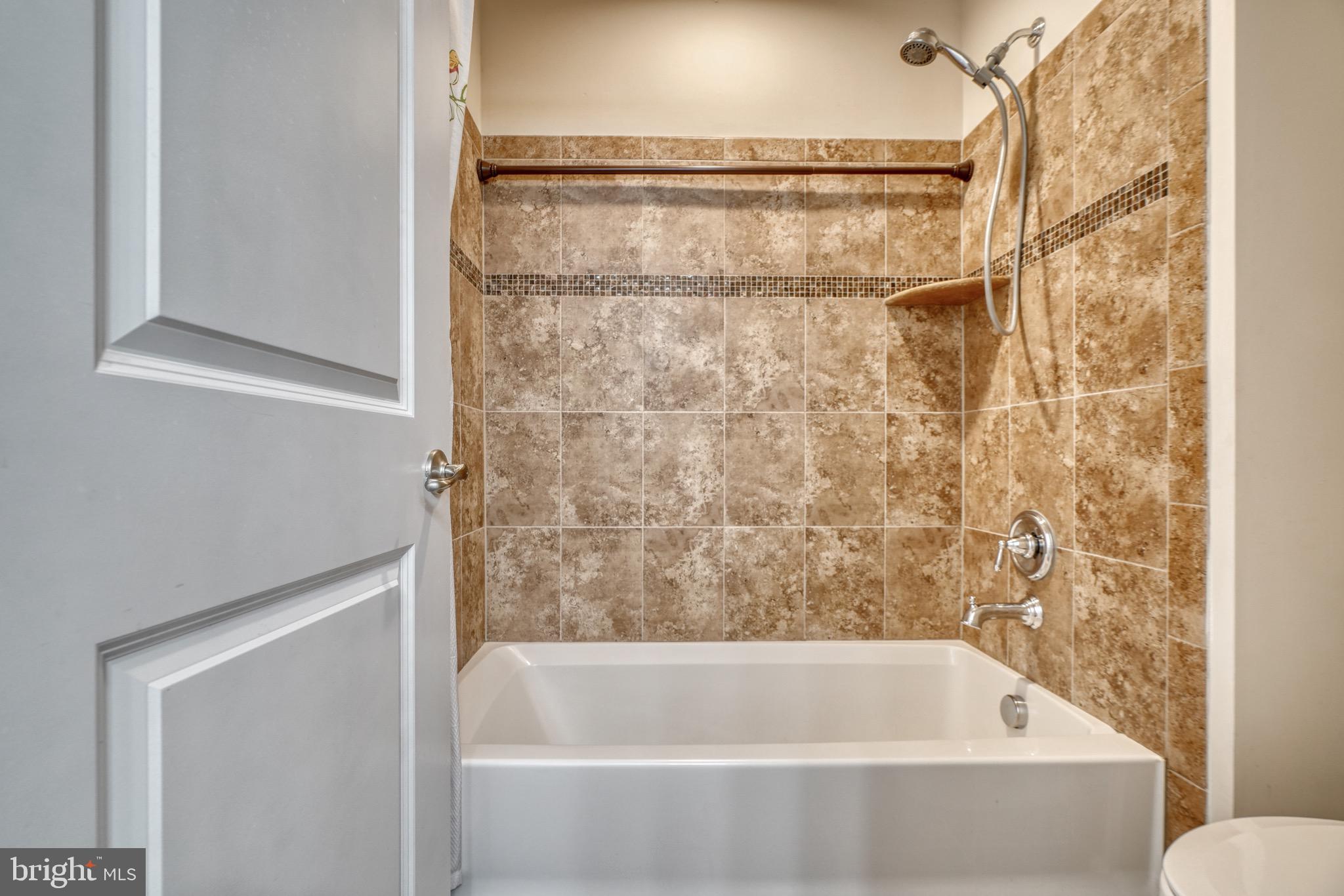 TAYLOR VILLAGE - Residential