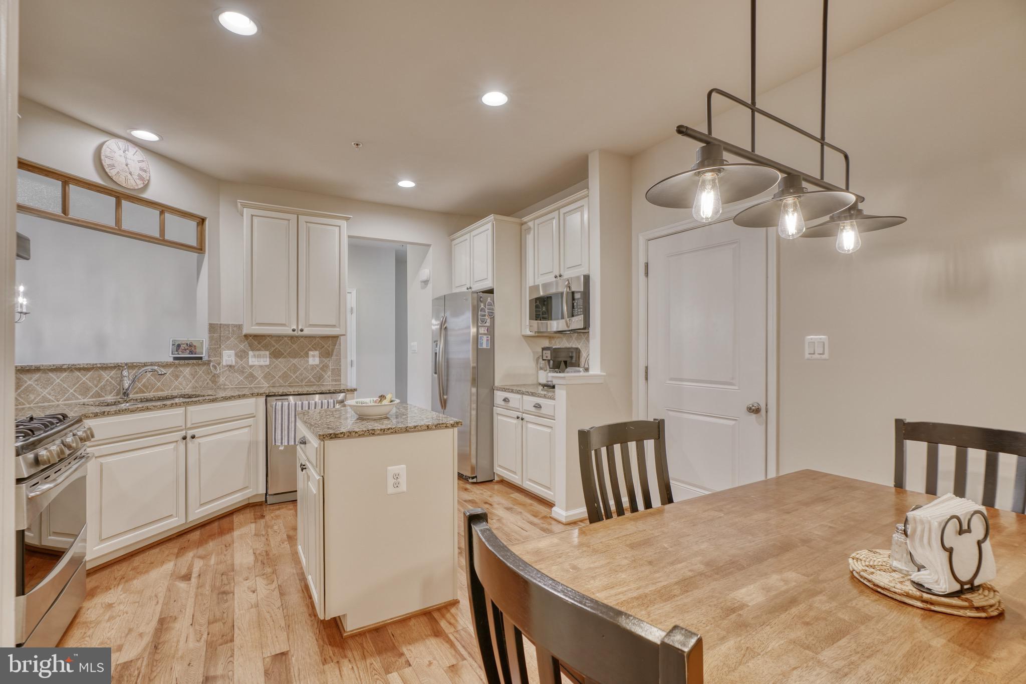 TAYLOR VILLAGE - Residential