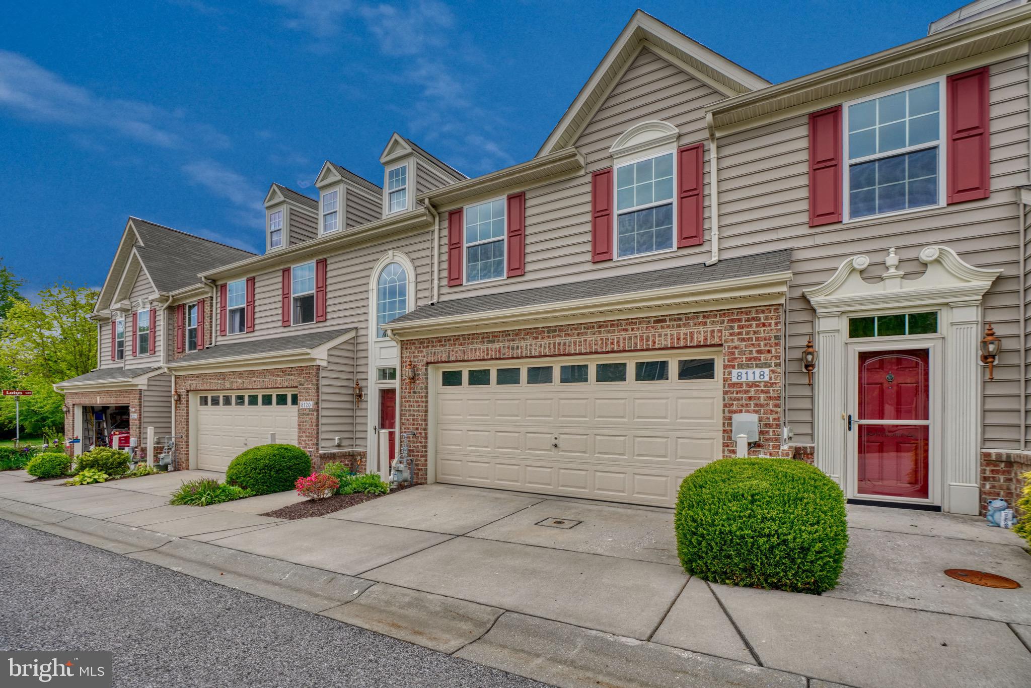 TAYLOR VILLAGE - Residential