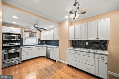 Tiny photo for 130 W Ritner Street, PHILADELPHIA, PA 19148 (MLS # PAPH2576926)