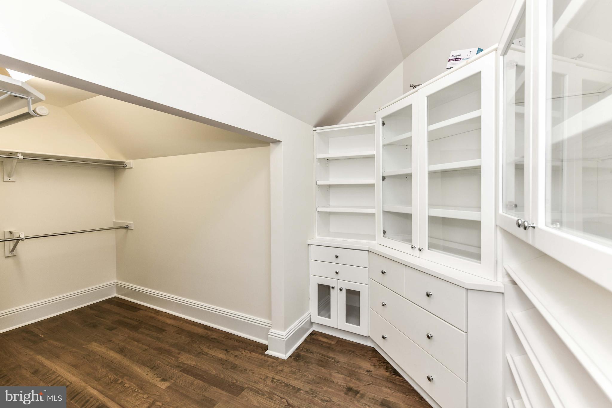 GOULDMAN ACRES - Residential