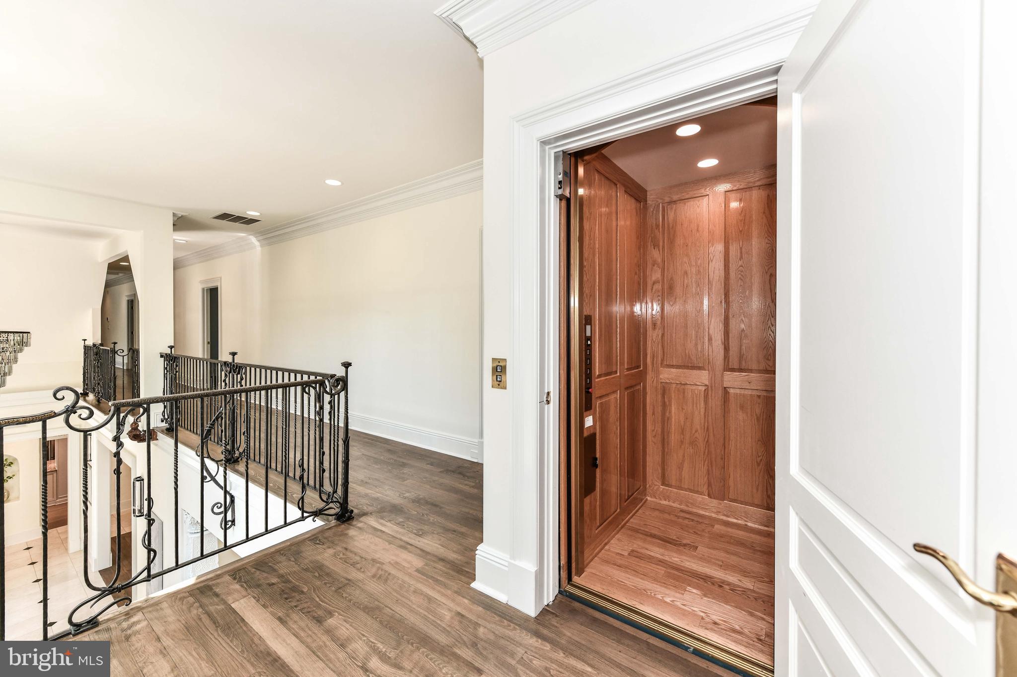 GOULDMAN ACRES - Residential