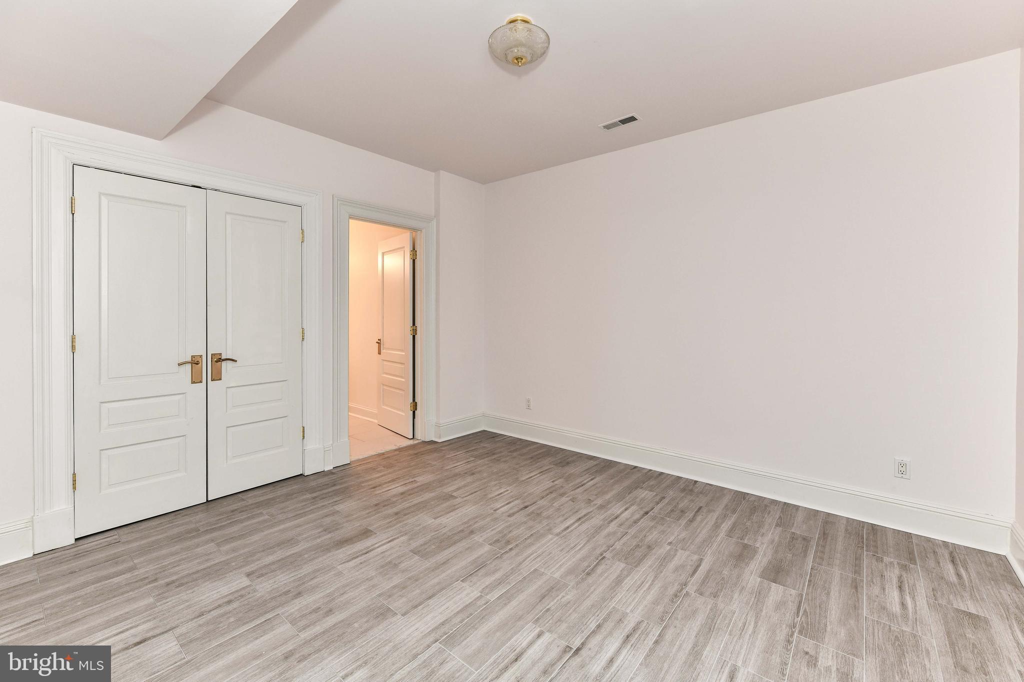 GOULDMAN ACRES - Residential