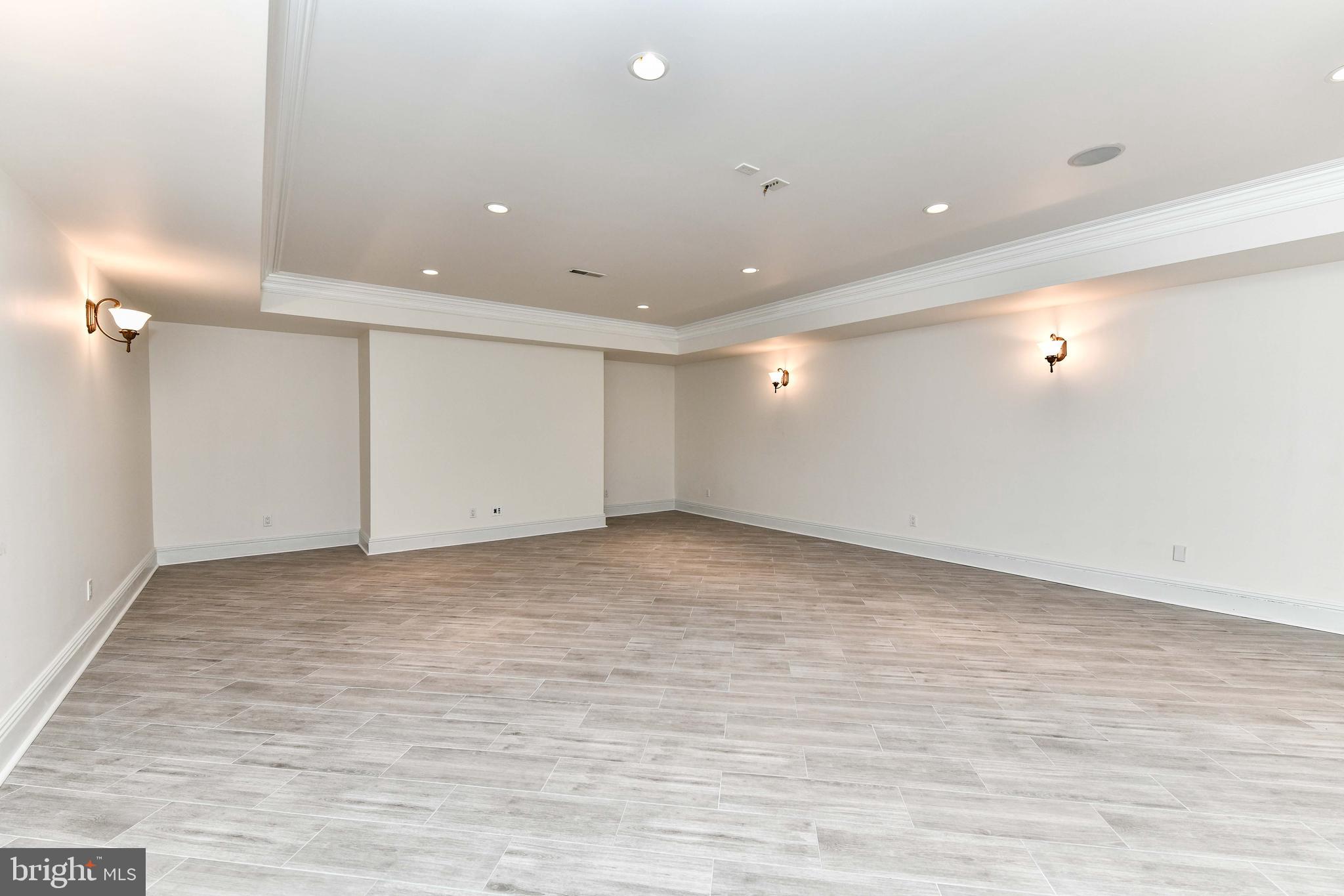 GOULDMAN ACRES - Residential