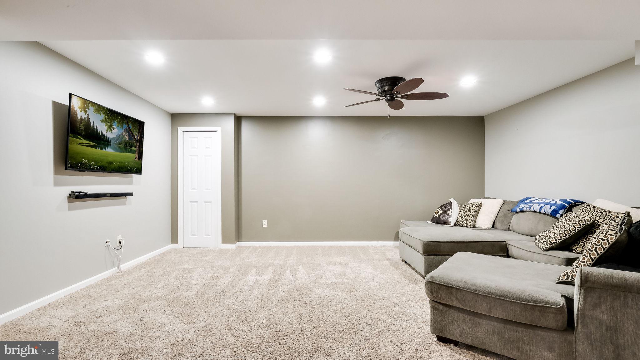 HIGHLAND GATE - Residential