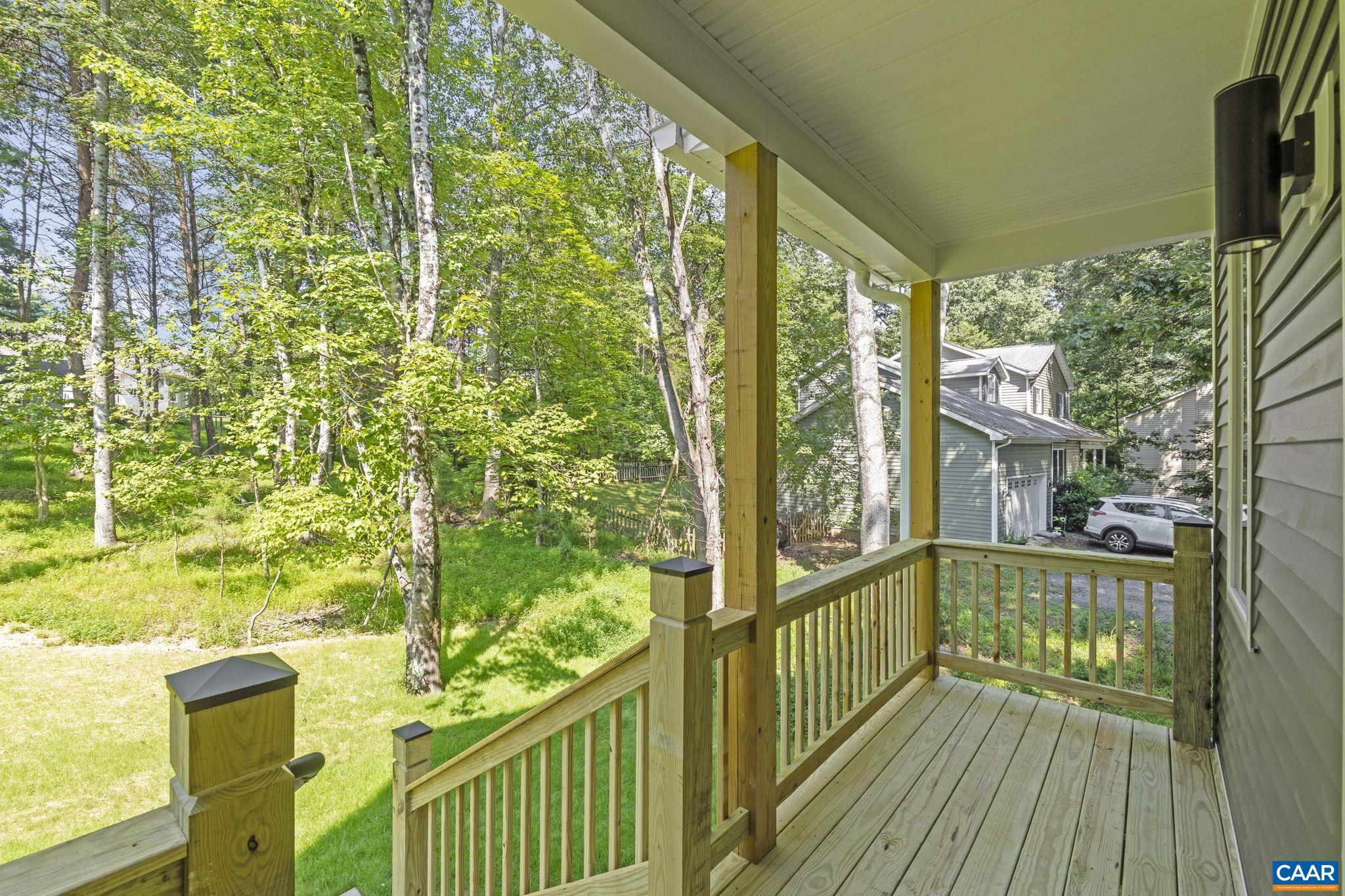 LAKE MONTICELLO - Residential