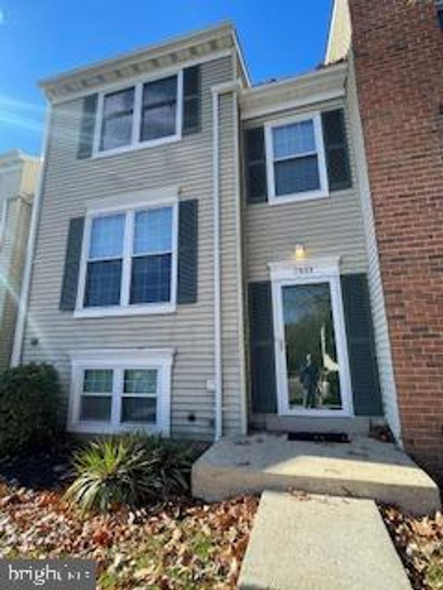 Townhouse property in a great location. Features  washer/dryer, granite kitchen counters, ceramic tile in bathrooms, assigned parking. Charming picnic area nearby. Close to B/W Parkway and 495!
