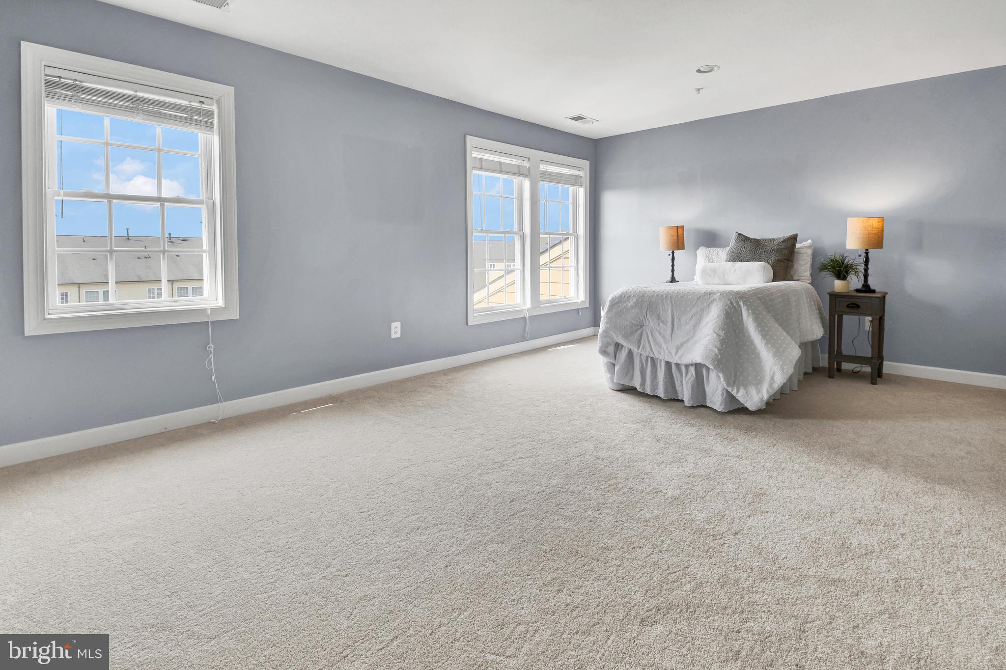 VILLAGES OF URBANA - Residential