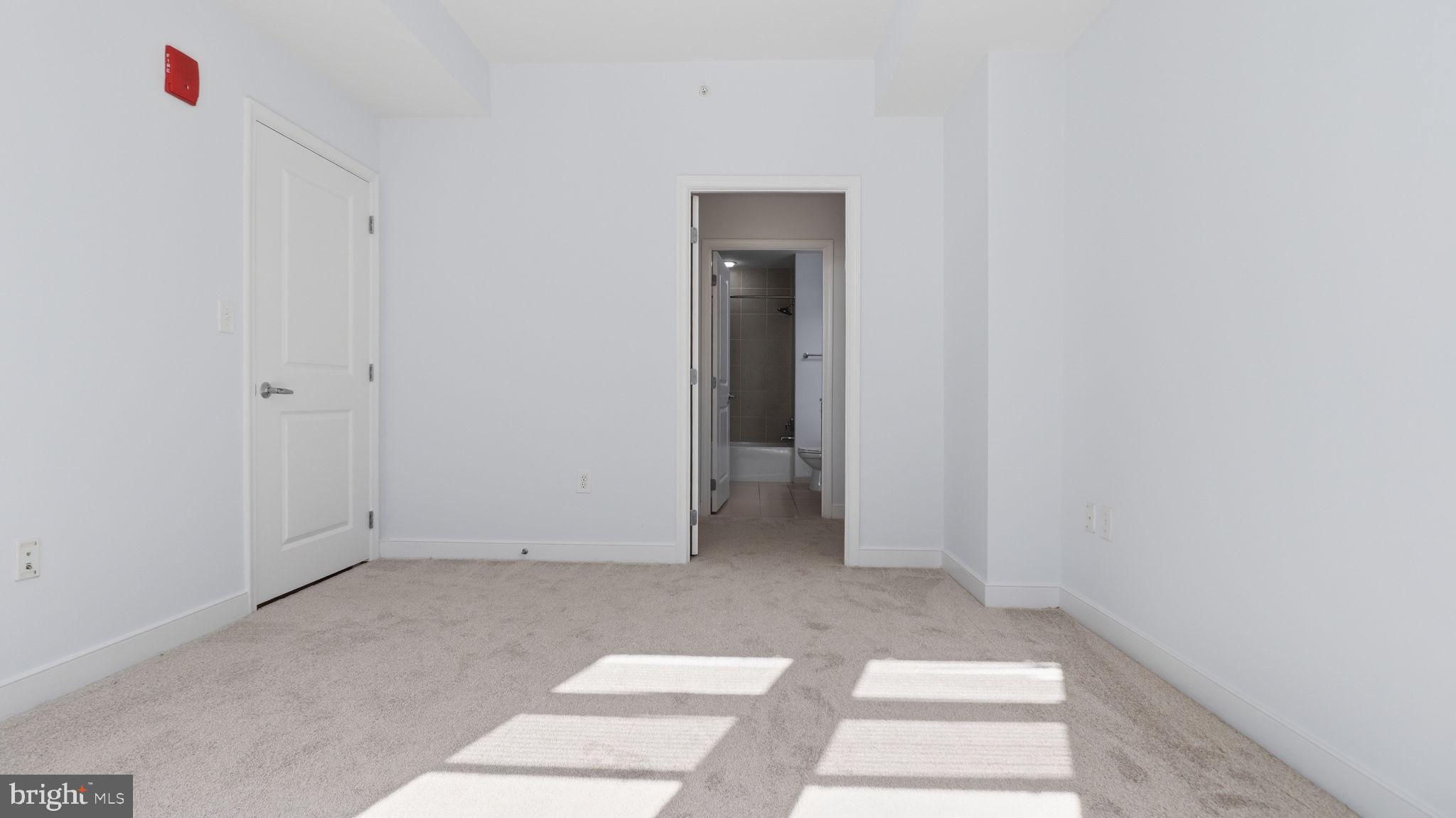 ONE NATIONAL HARBOR CONDOMINIUM - Residential