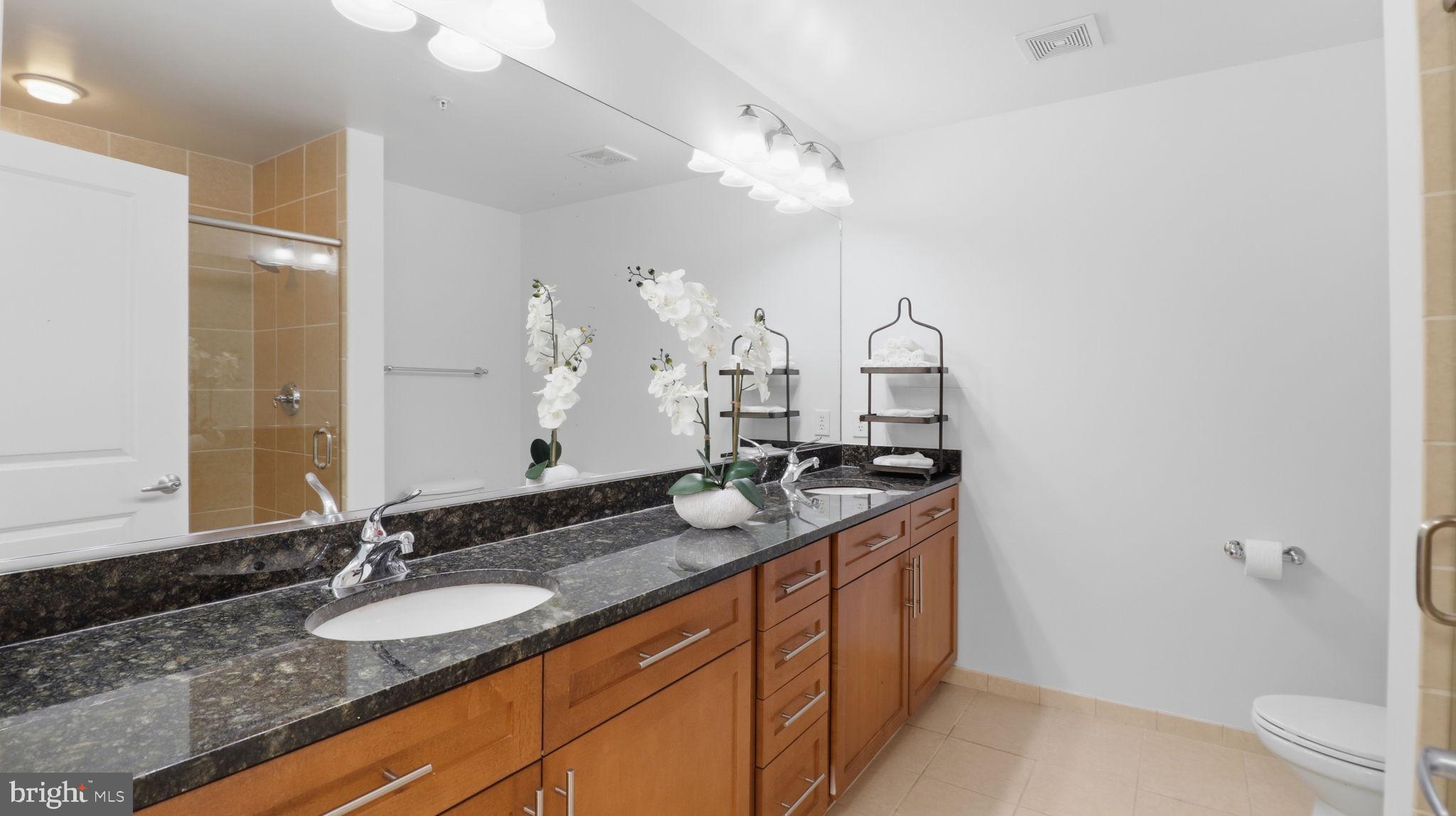 ONE NATIONAL HARBOR CONDOMINIUM - Residential