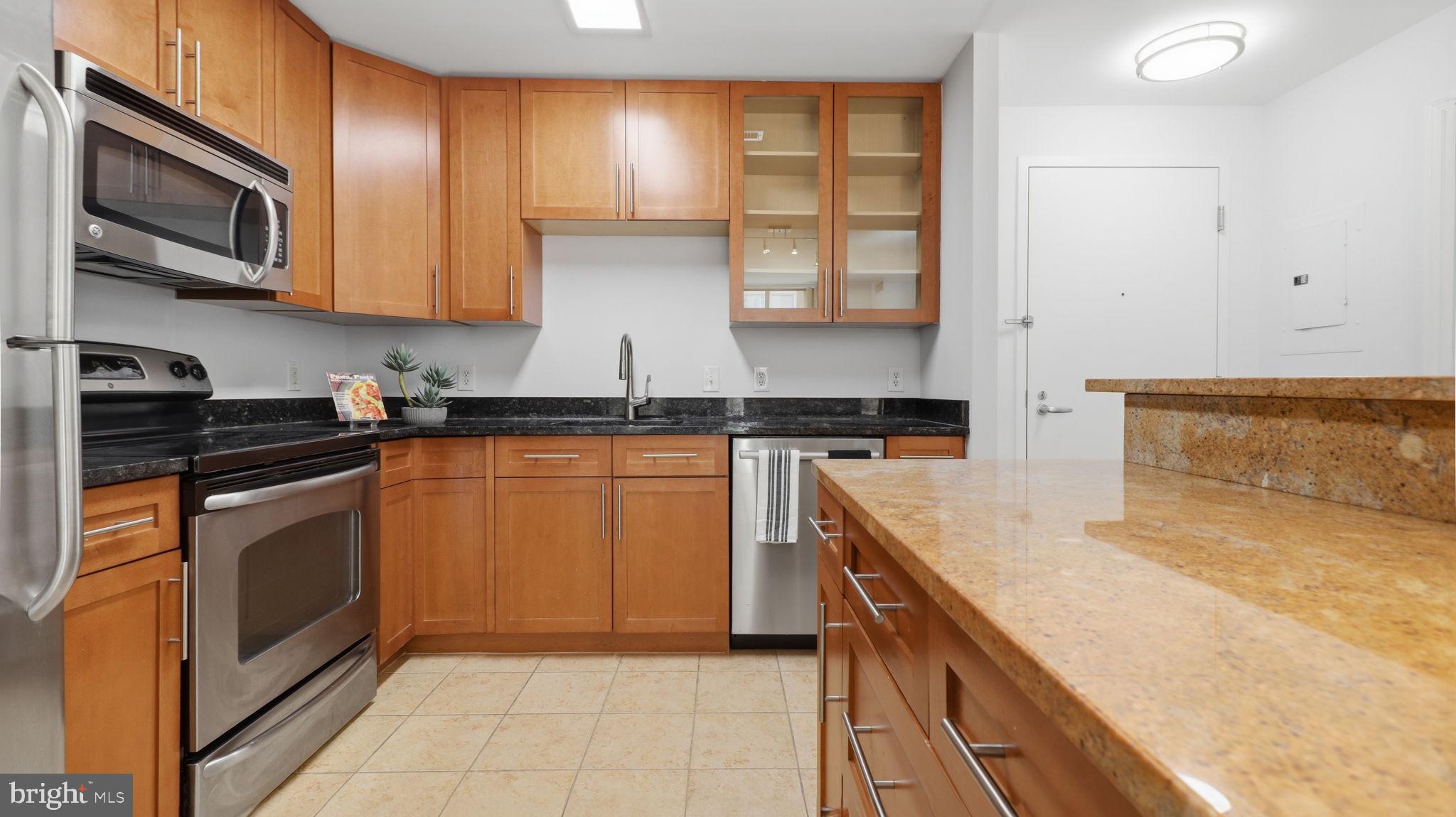 ONE NATIONAL HARBOR CONDOMINIUM - Residential