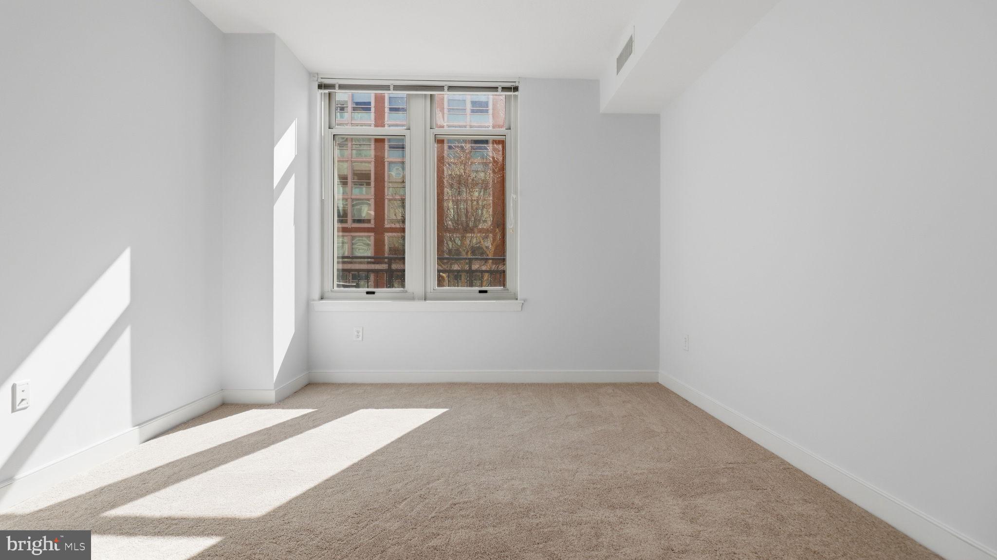 ONE NATIONAL HARBOR CONDOMINIUM - Residential