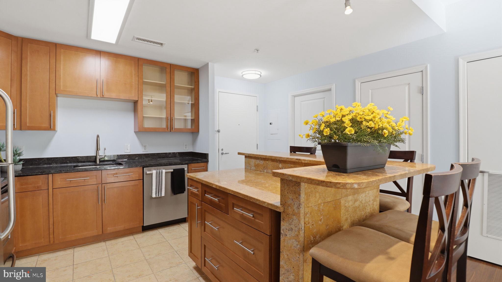 ONE NATIONAL HARBOR CONDOMINIUM - Residential