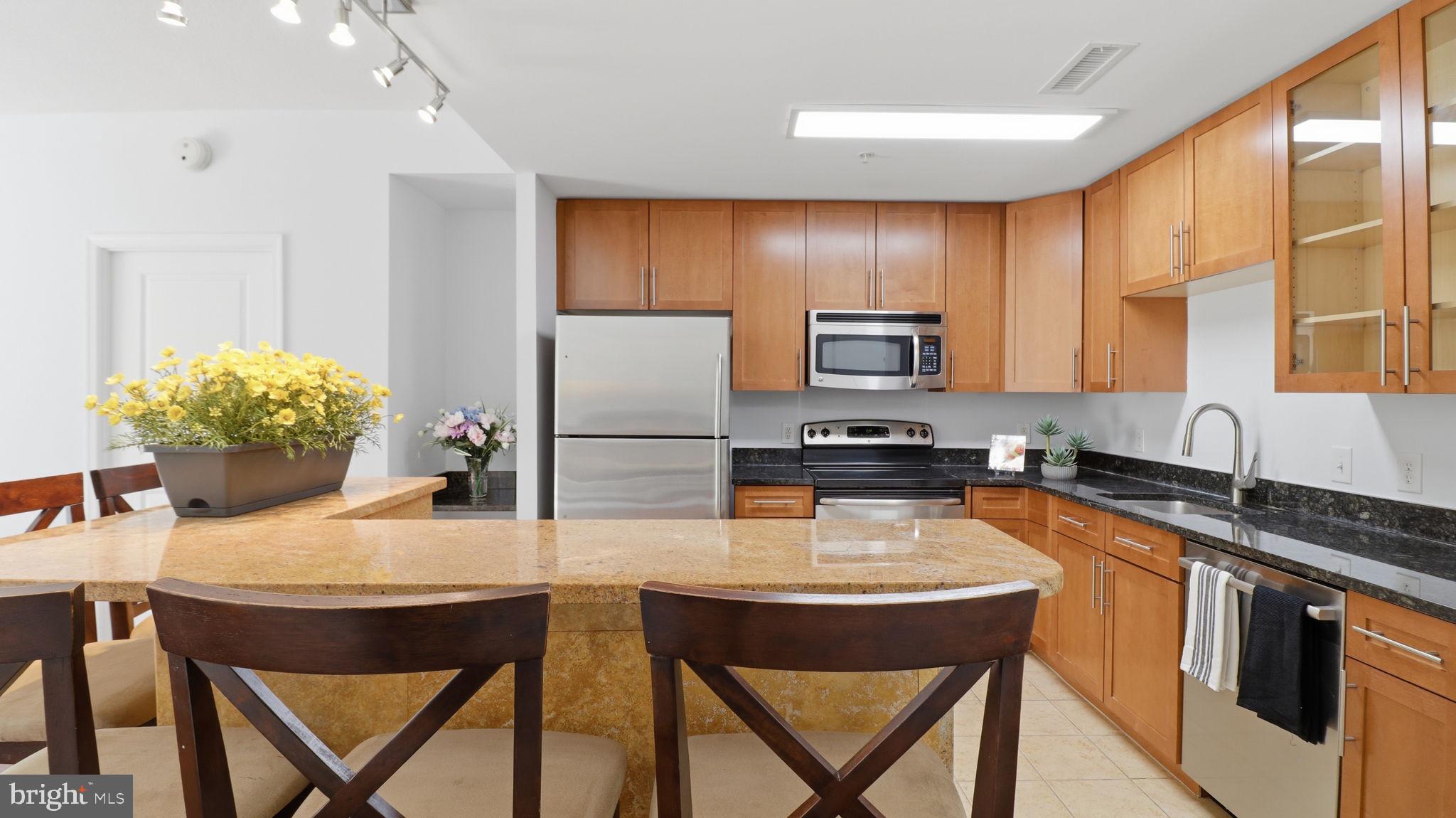 ONE NATIONAL HARBOR CONDOMINIUM - Residential