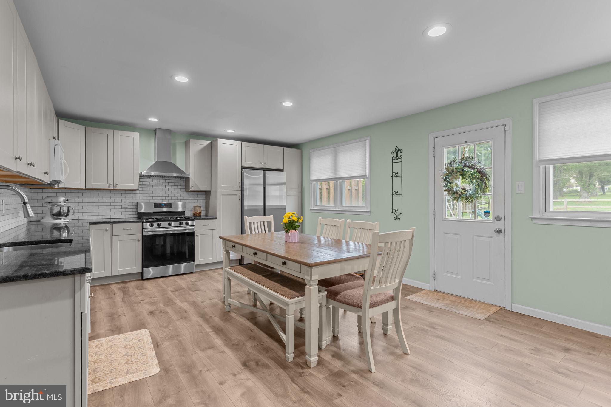 HOLLANDALE - Residential