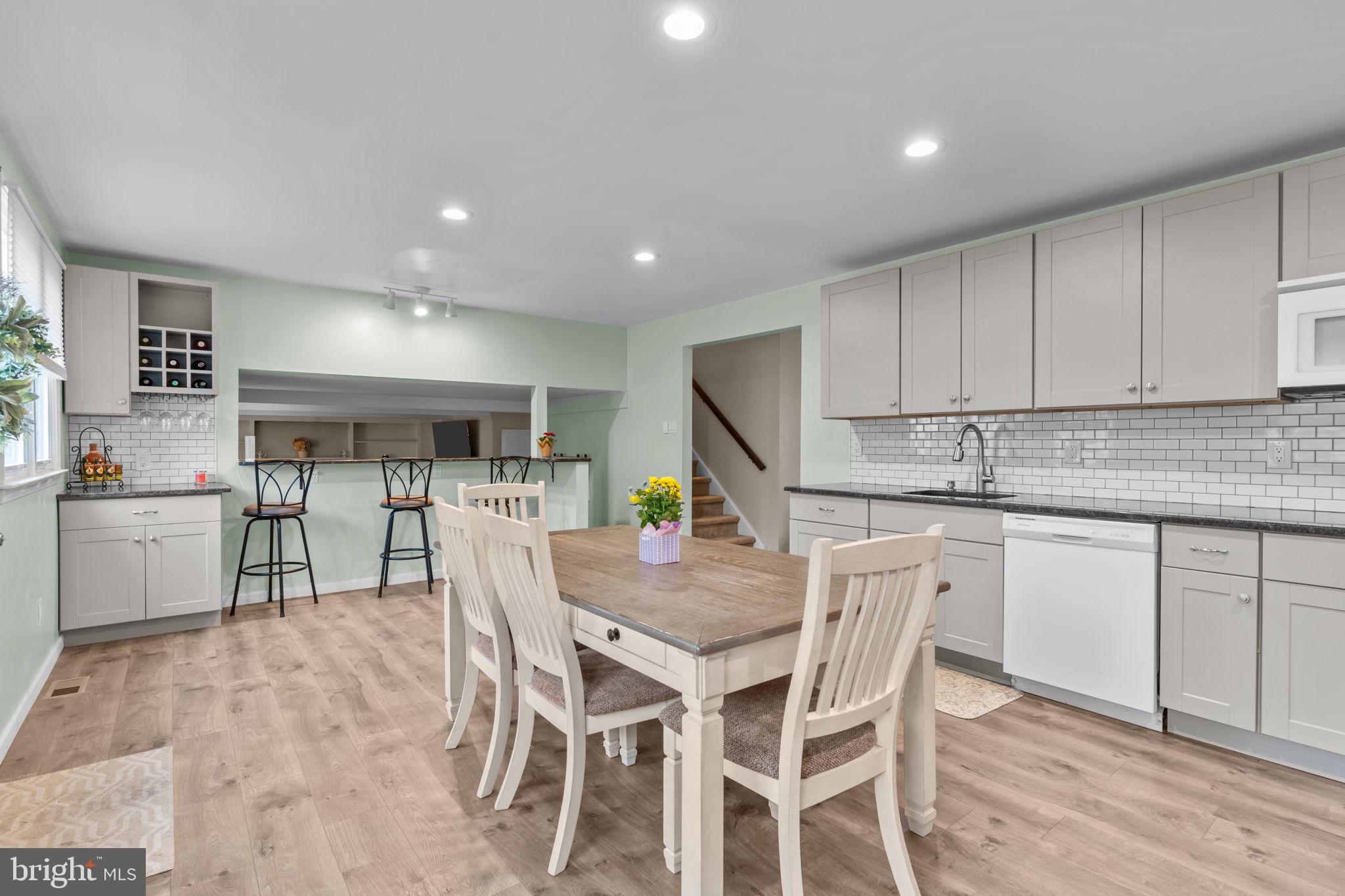 HOLLANDALE - Residential