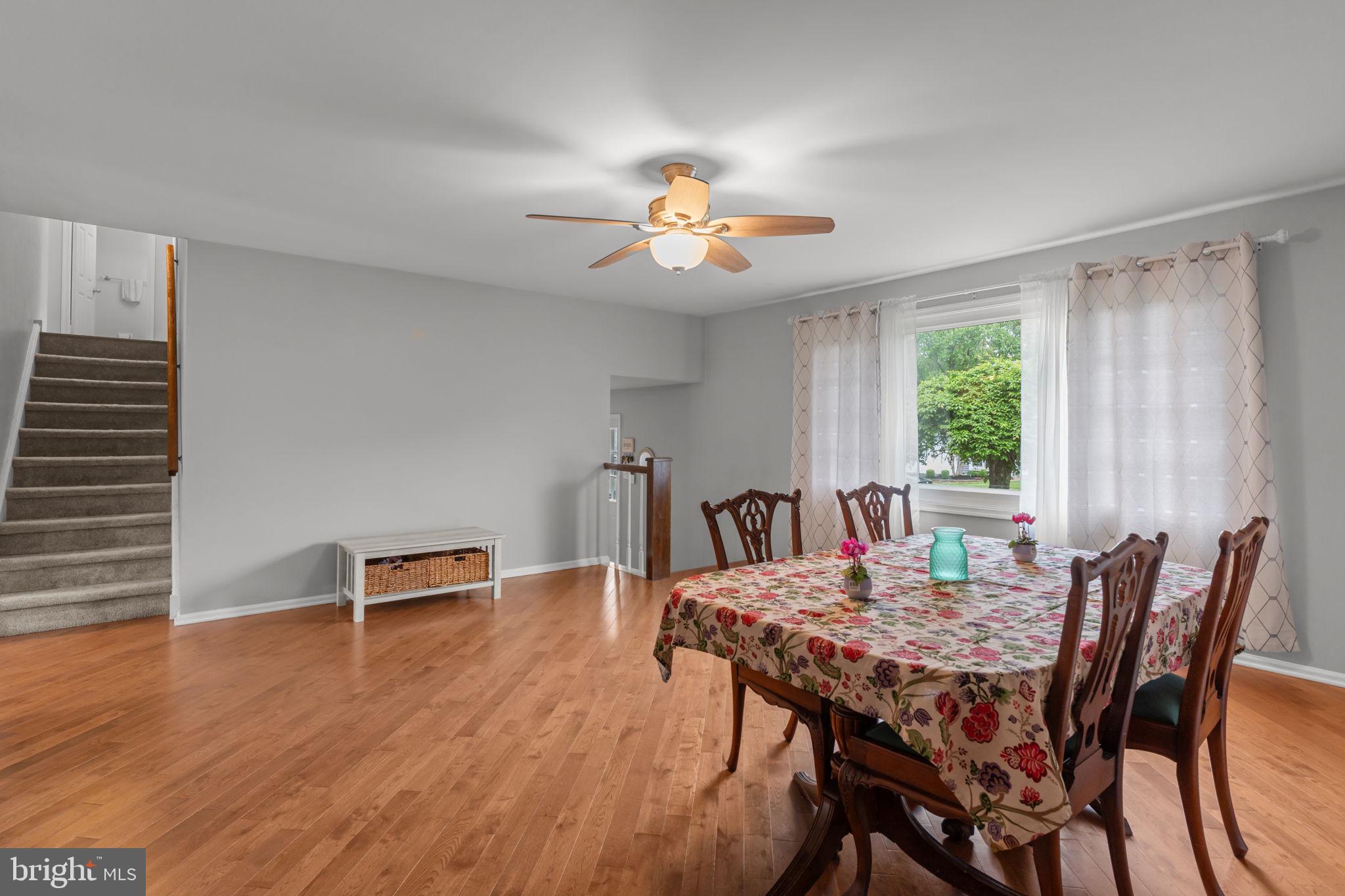 HOLLANDALE - Residential