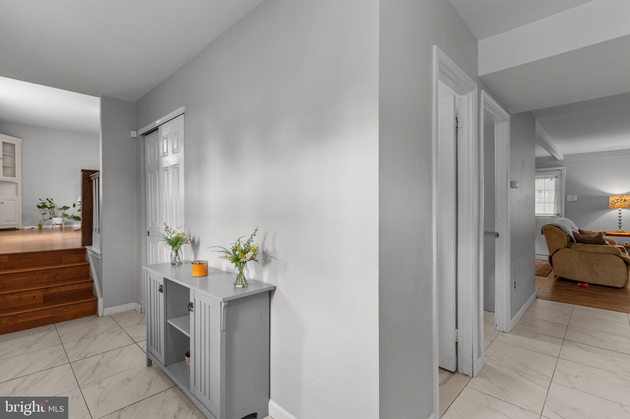 HOLLANDALE - Residential