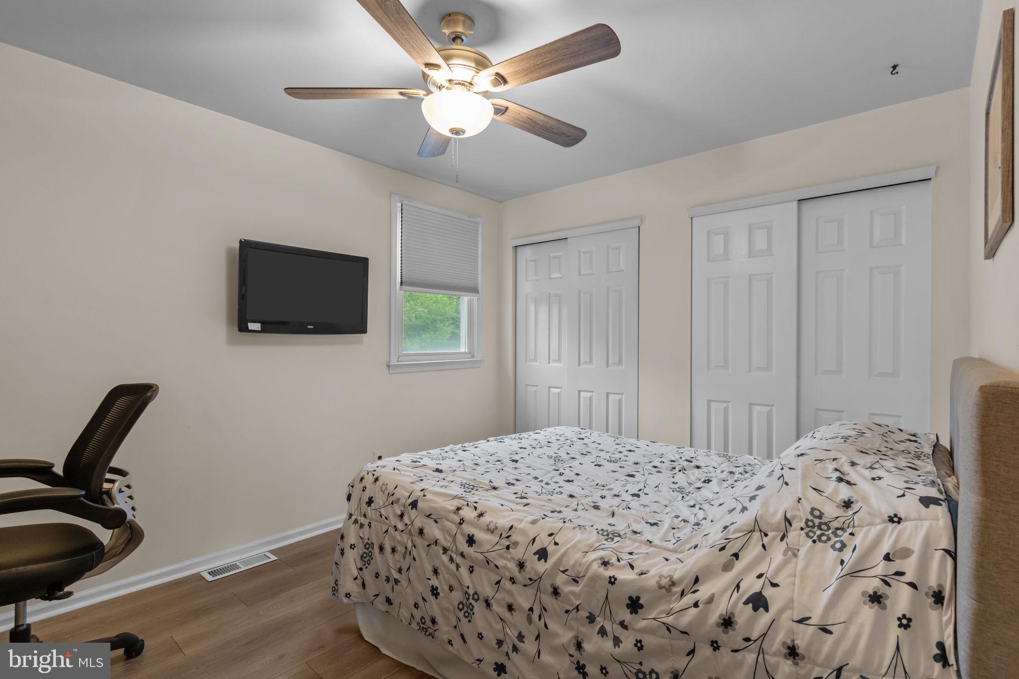 HOLLANDALE - Residential