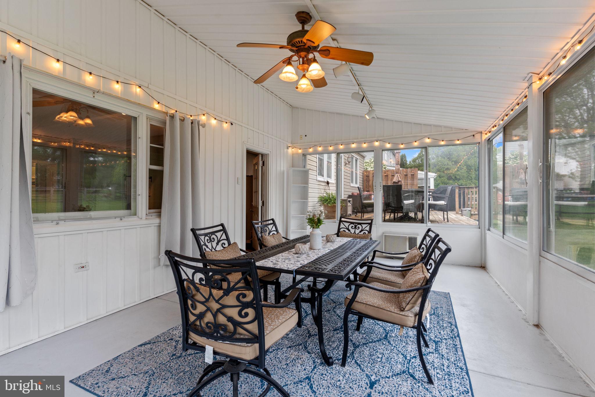 HOLLANDALE - Residential