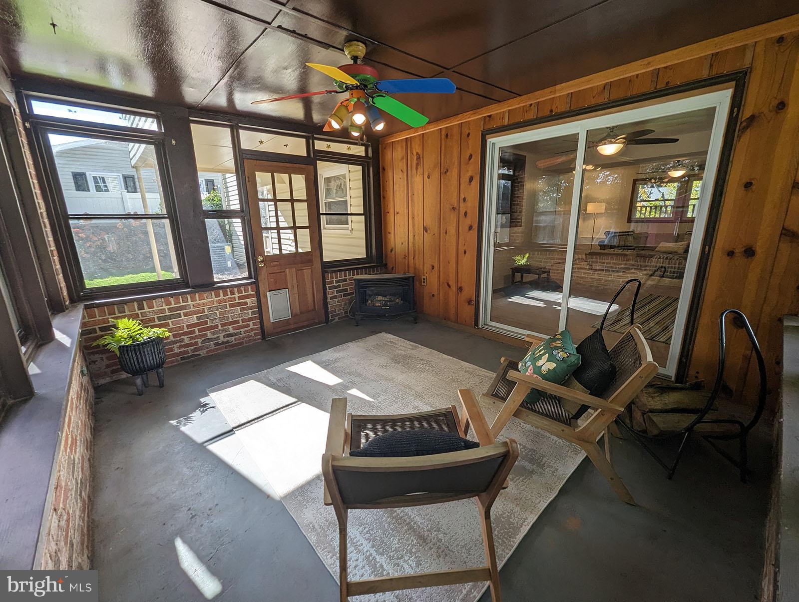 PROVINCES - Residential Lease