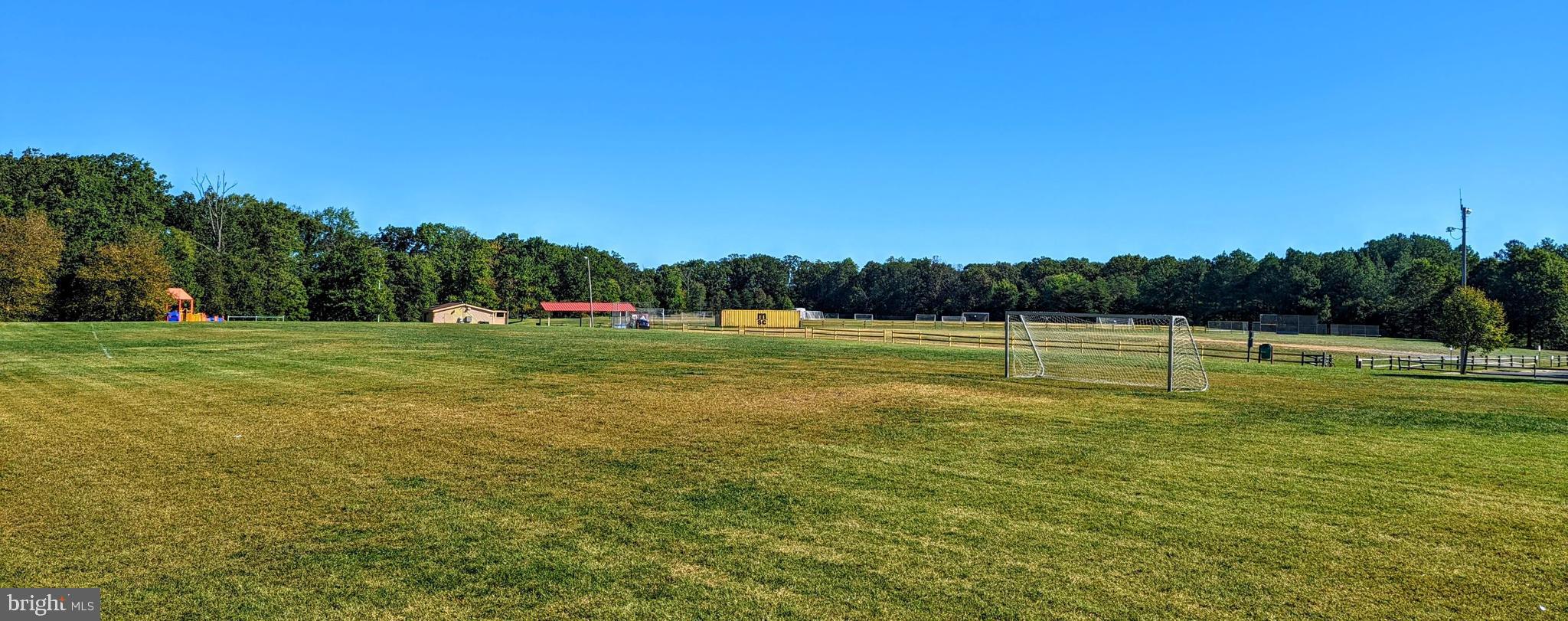 PROVINCES - Residential Lease